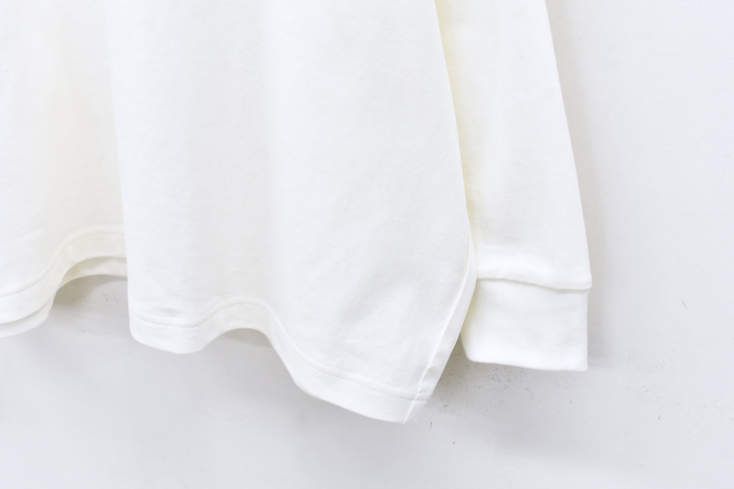 STOF / 先行予約 GALAXY DIALOGUE L/S T-SHIRT - WHITE