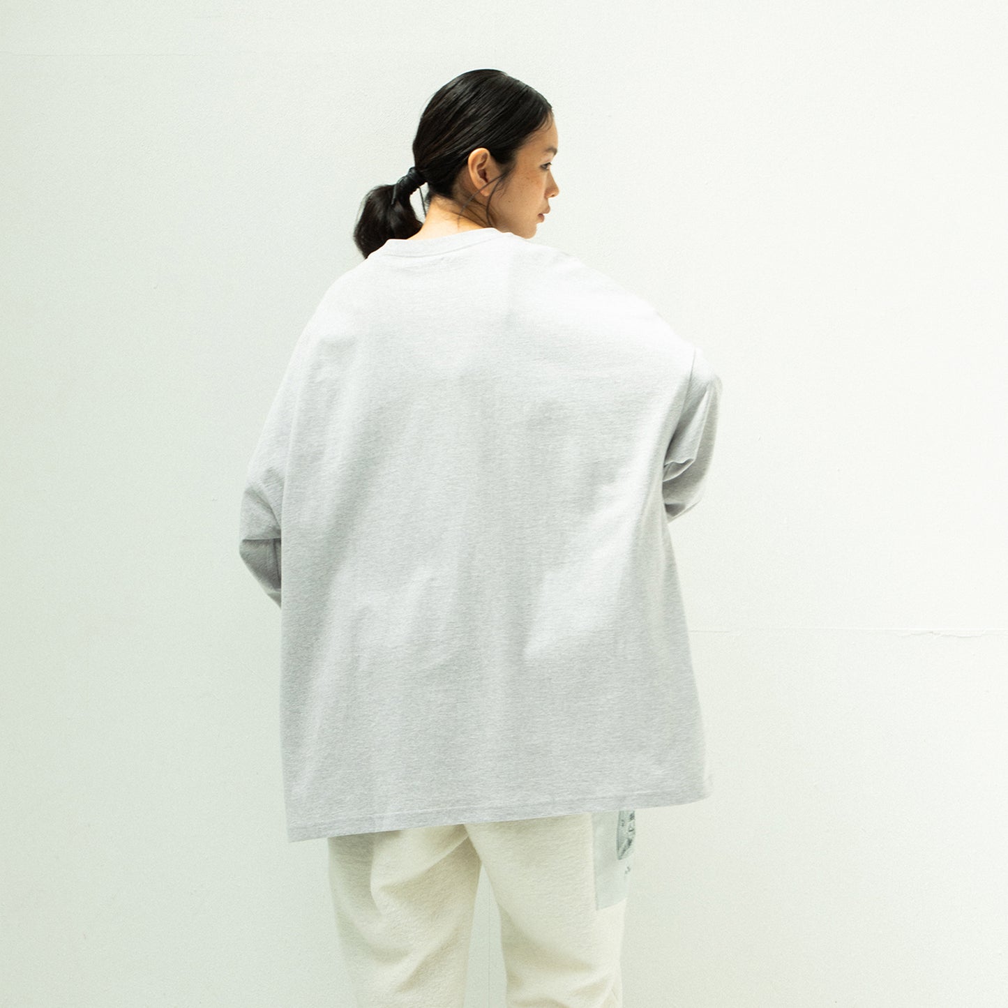 STOF / 先行予約 ECONOMY EMBROI L/S T-SHIRT - OATMEAL