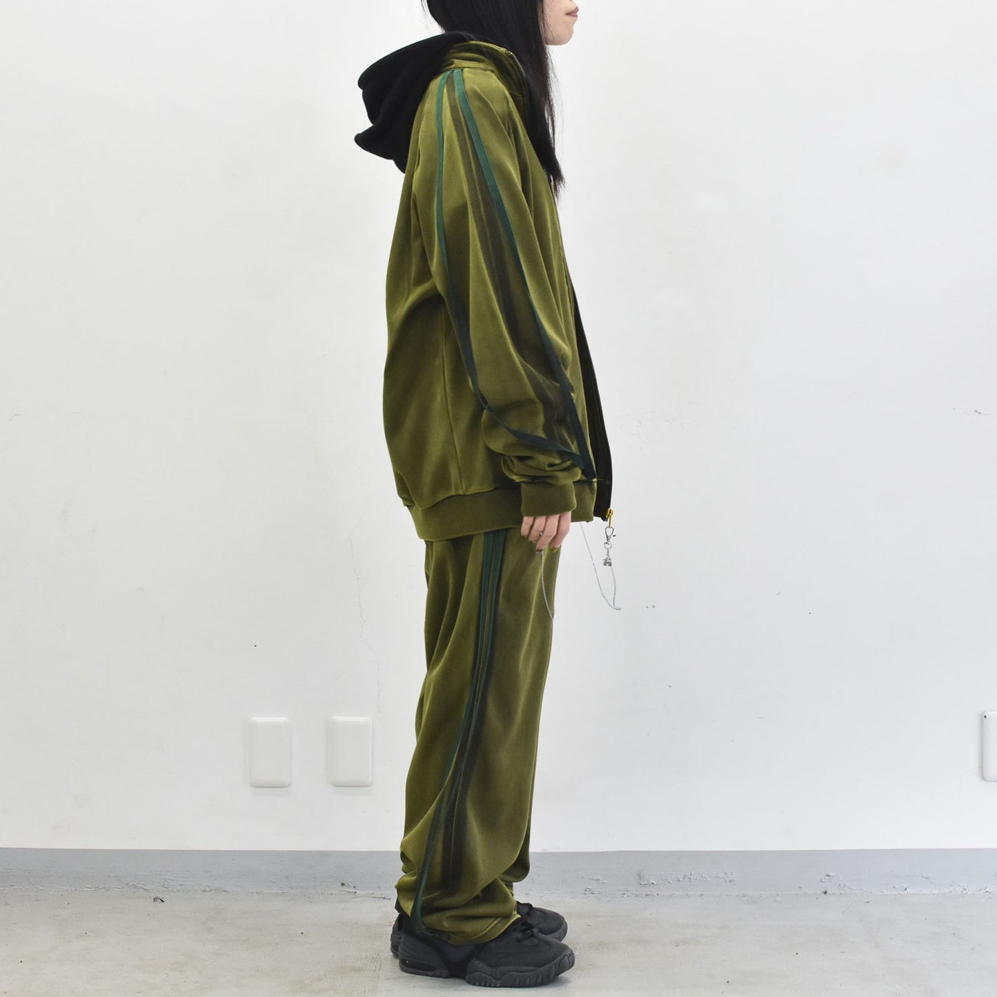 BODYSONG. / PIGMENT TRACKJ F25 - GREEN