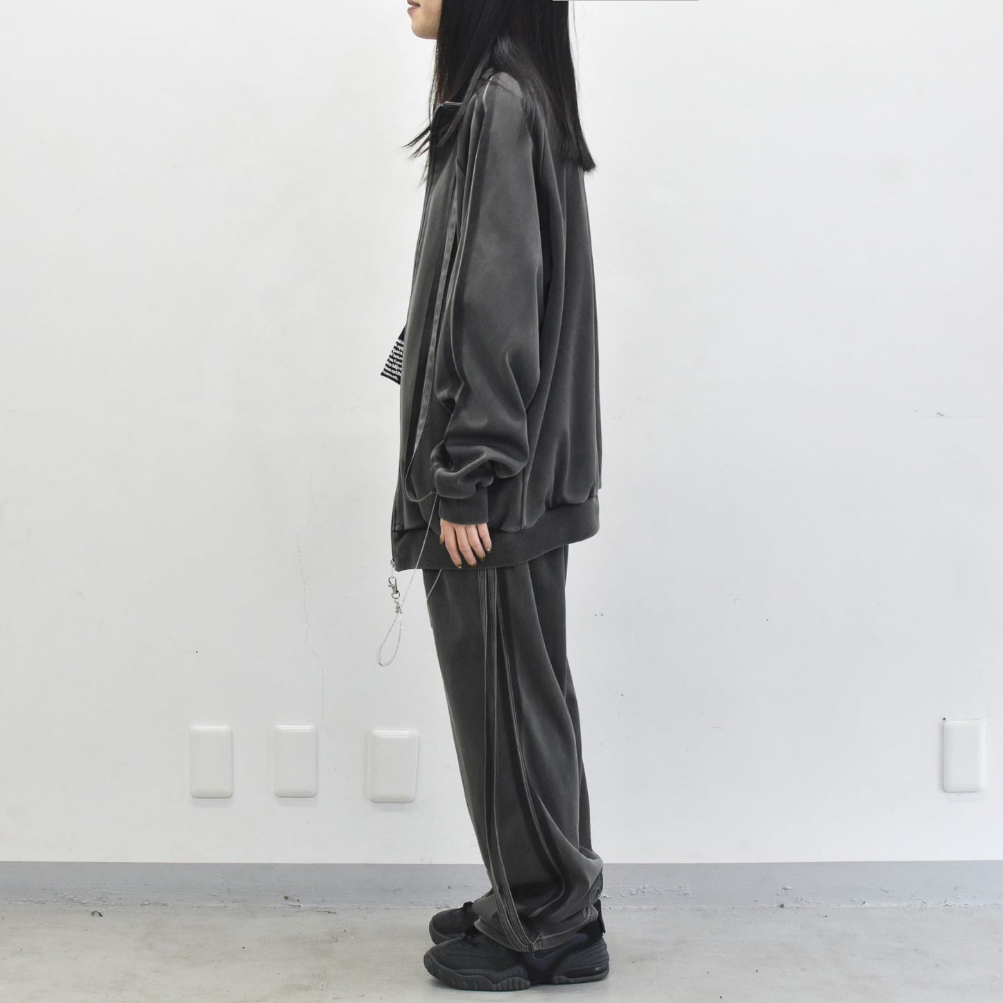 BODYSONG. / PIGMENT TRACKJ F25 - GREY