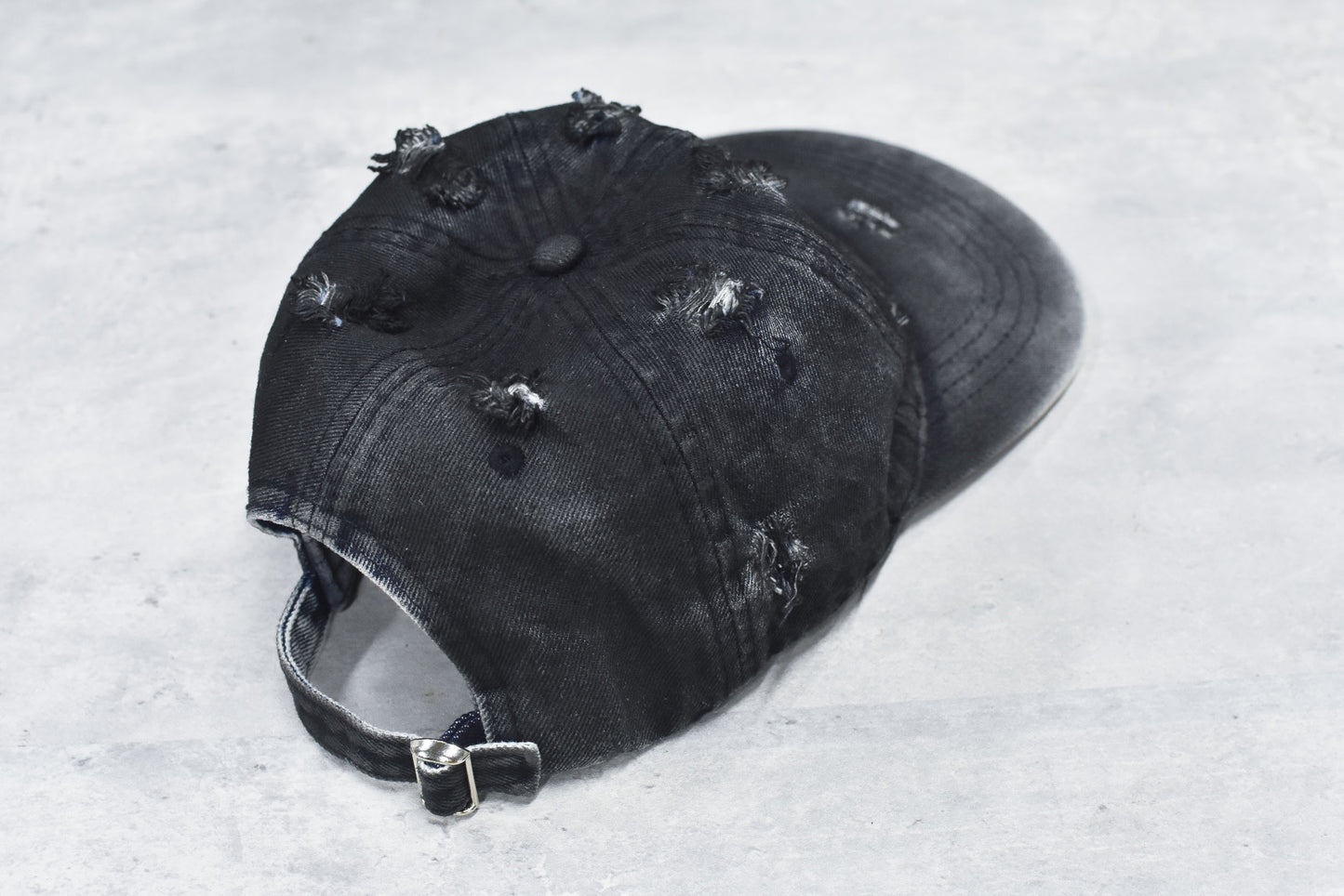 BODYSONG. / DAMAGED DENIM CAP THEME - BLACK