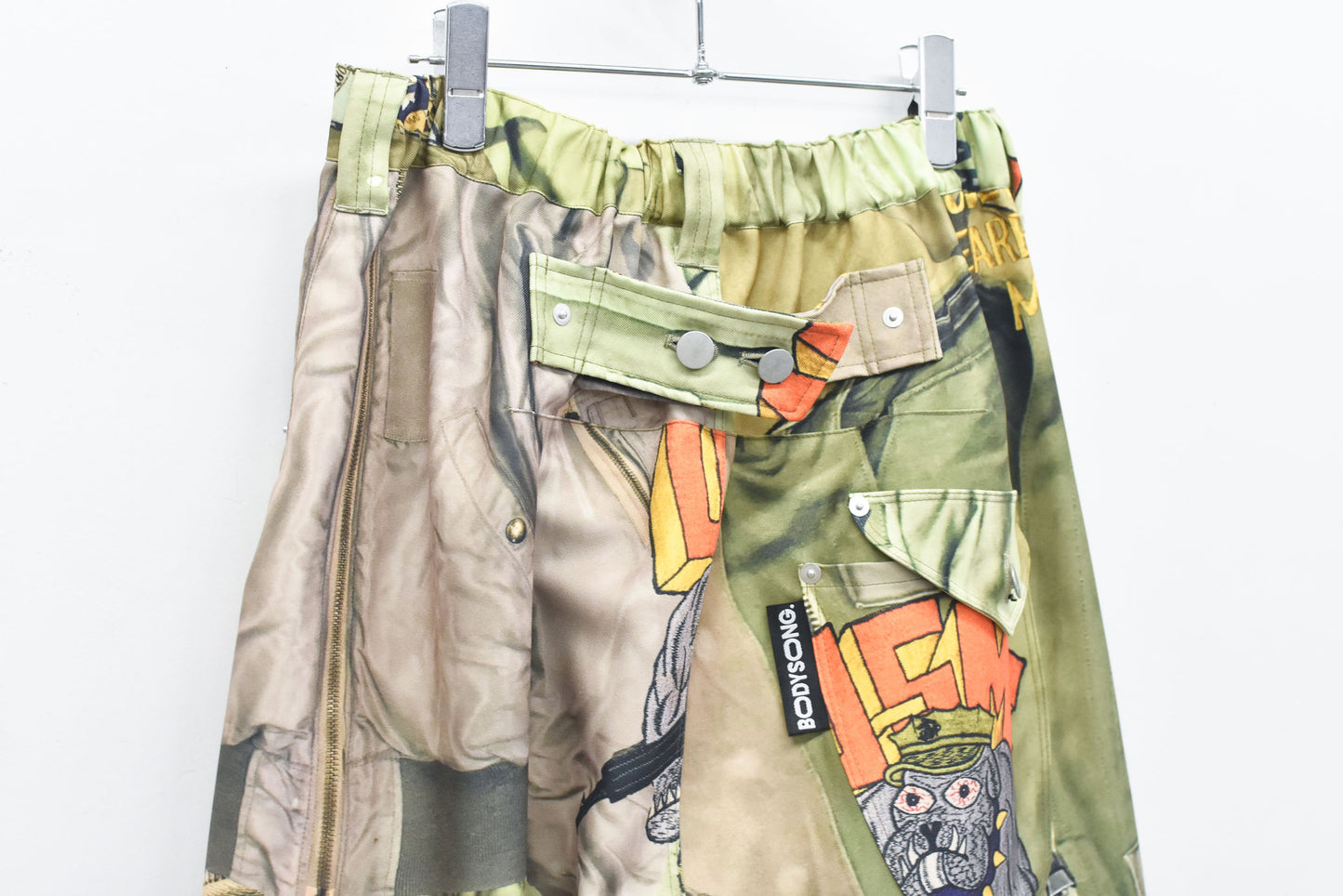 BODYSONG. / 3D CUT TROUSERS TROMPE L'OEIL JUV - KHAKI