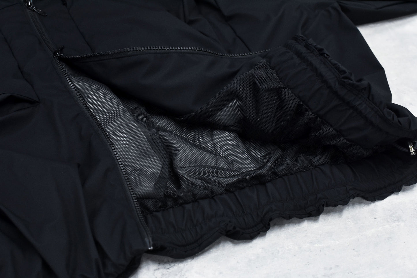 THE JEAN PIERRE / BETA Truck Jacket - BLACK
