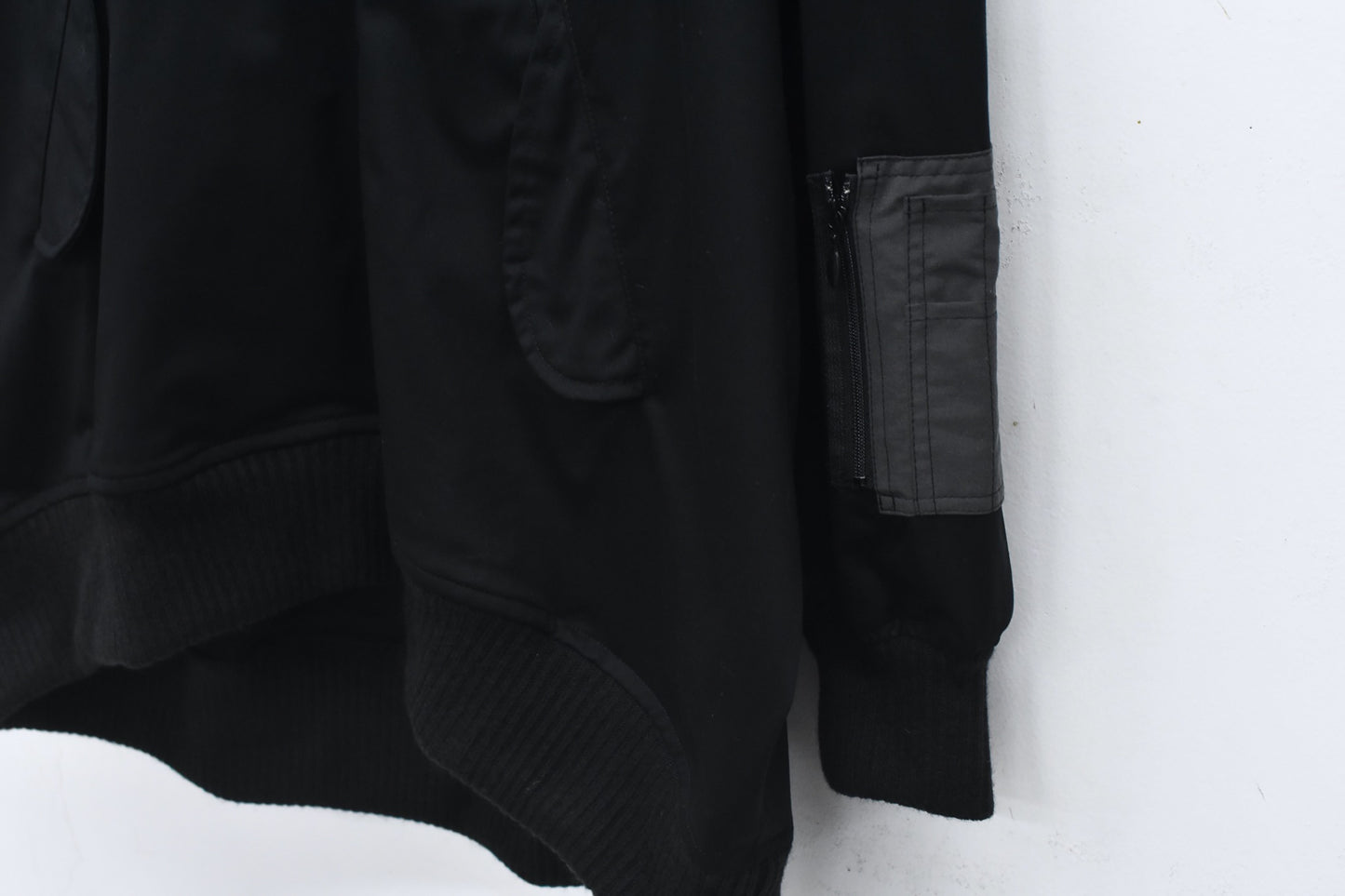 BEDSIDEDRAMA / 先行予約 MA-1 Pullover - BLACK