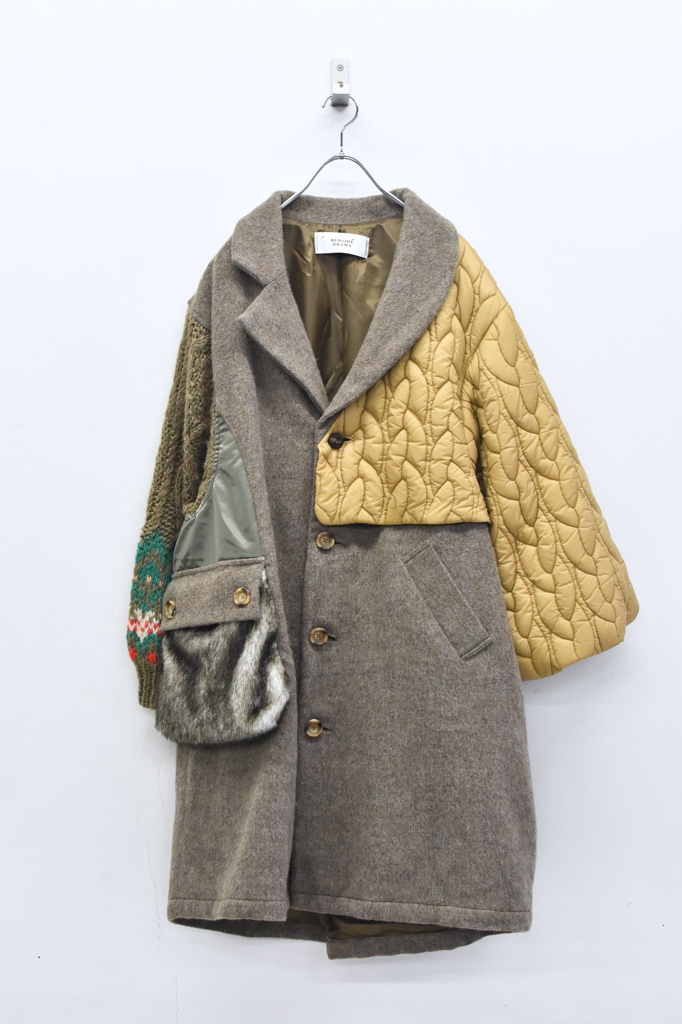BEDSIDEDRAMA / 先行予約 OOPARTS Mix Gawn Coat - BEIGE