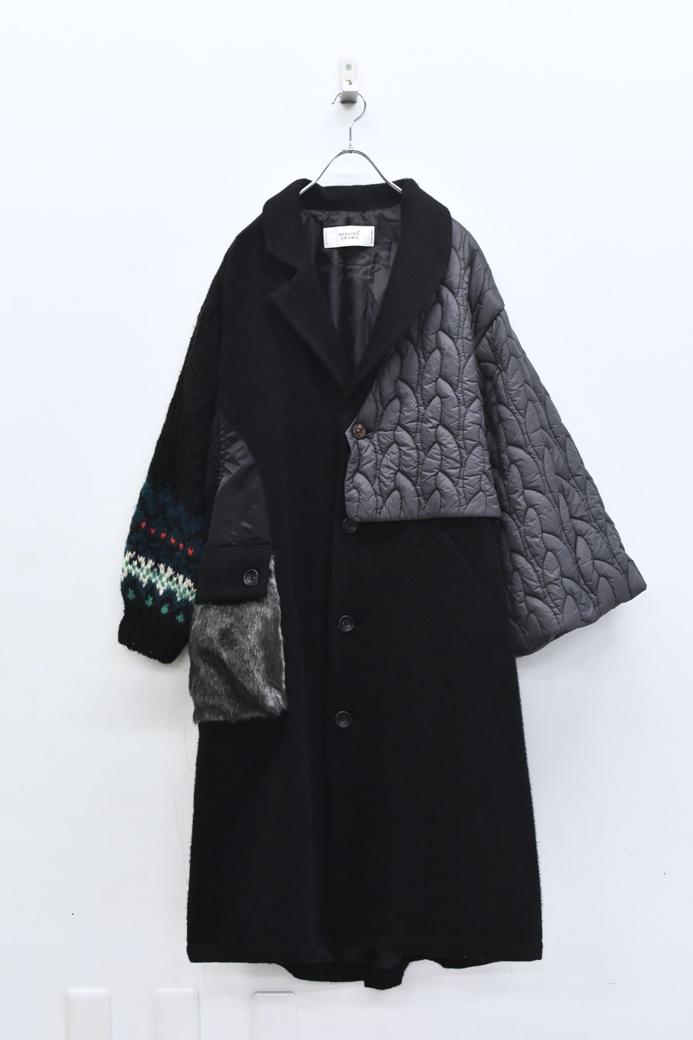 BEDSIDEDRAMA / 先行予約 OOPARTS Mix Gawn Coat - BLACK