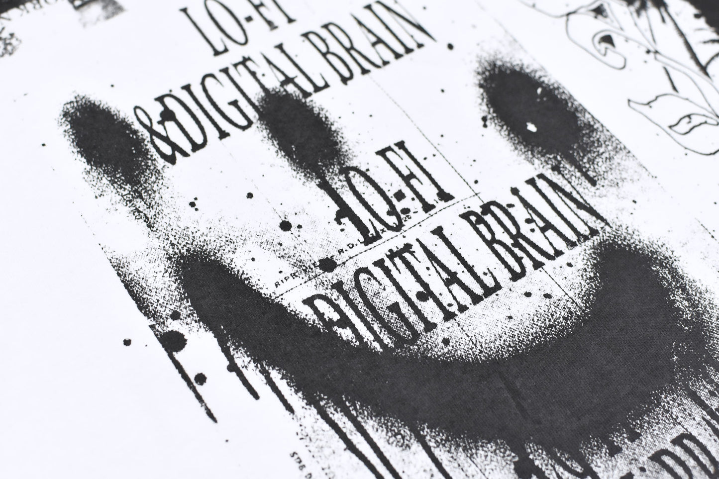 FUMEI / LO-FI & DIGITAL BRAIN L/S T-SHIRT - WHITE