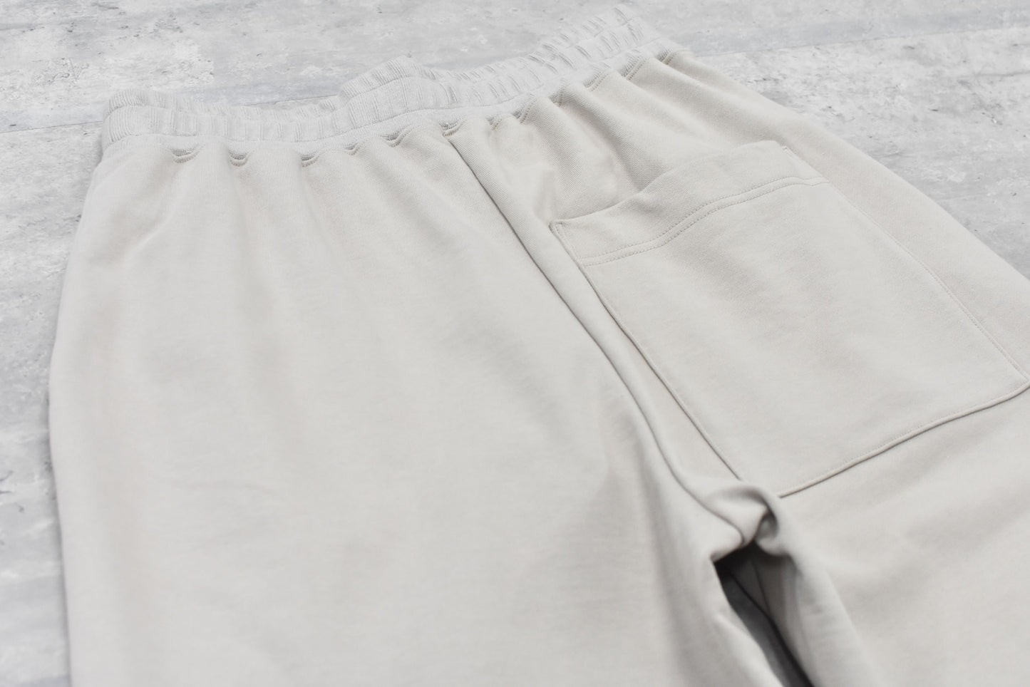 NewRose / Embroidery Wrinklework Sweatpants - GRAY