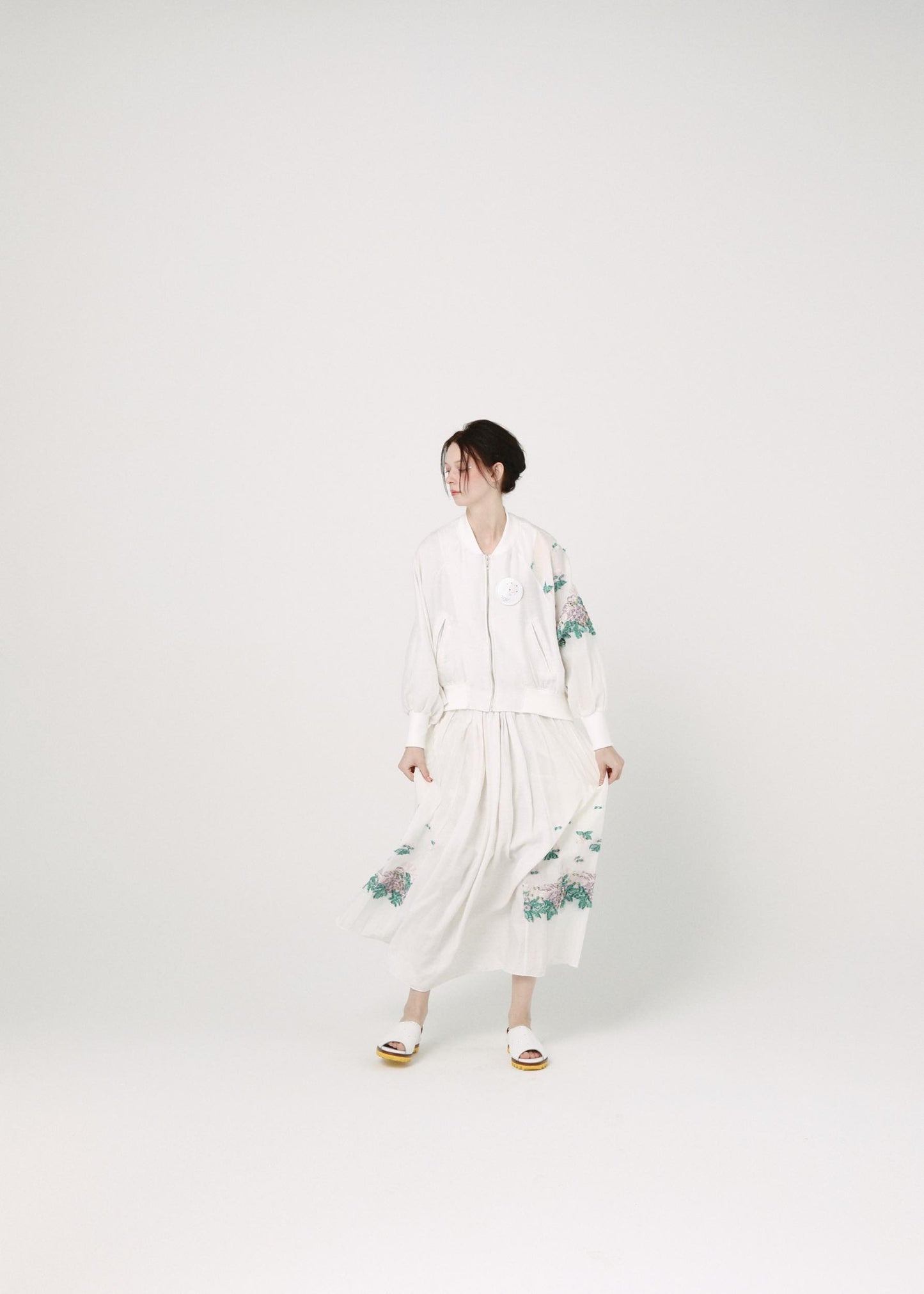 BEDSIDEDRAMA / Mosaic Garden Blouson - WHITE
