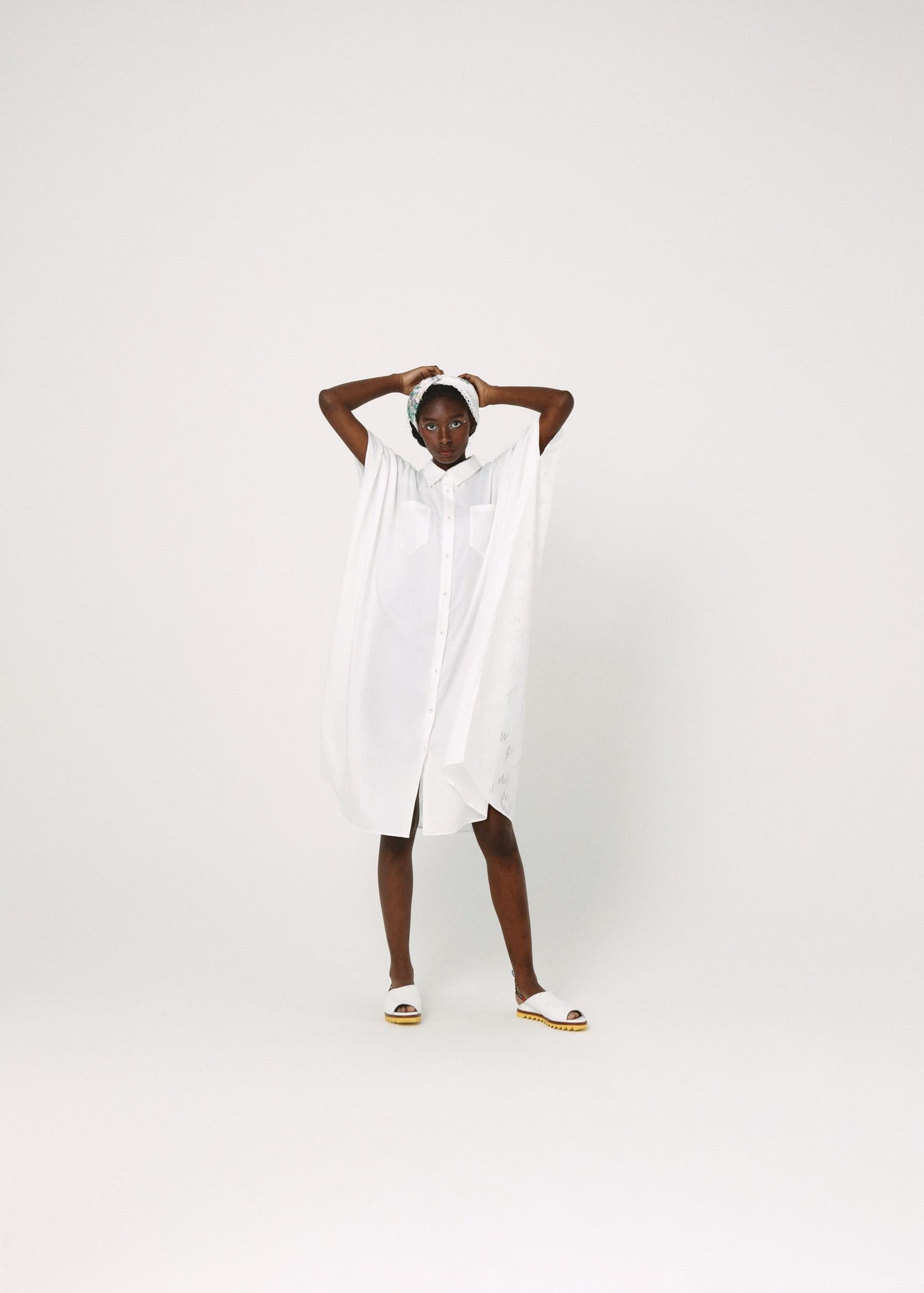BEDSIDEDRAMA / Dancing Lace poncho shirt - WHITE