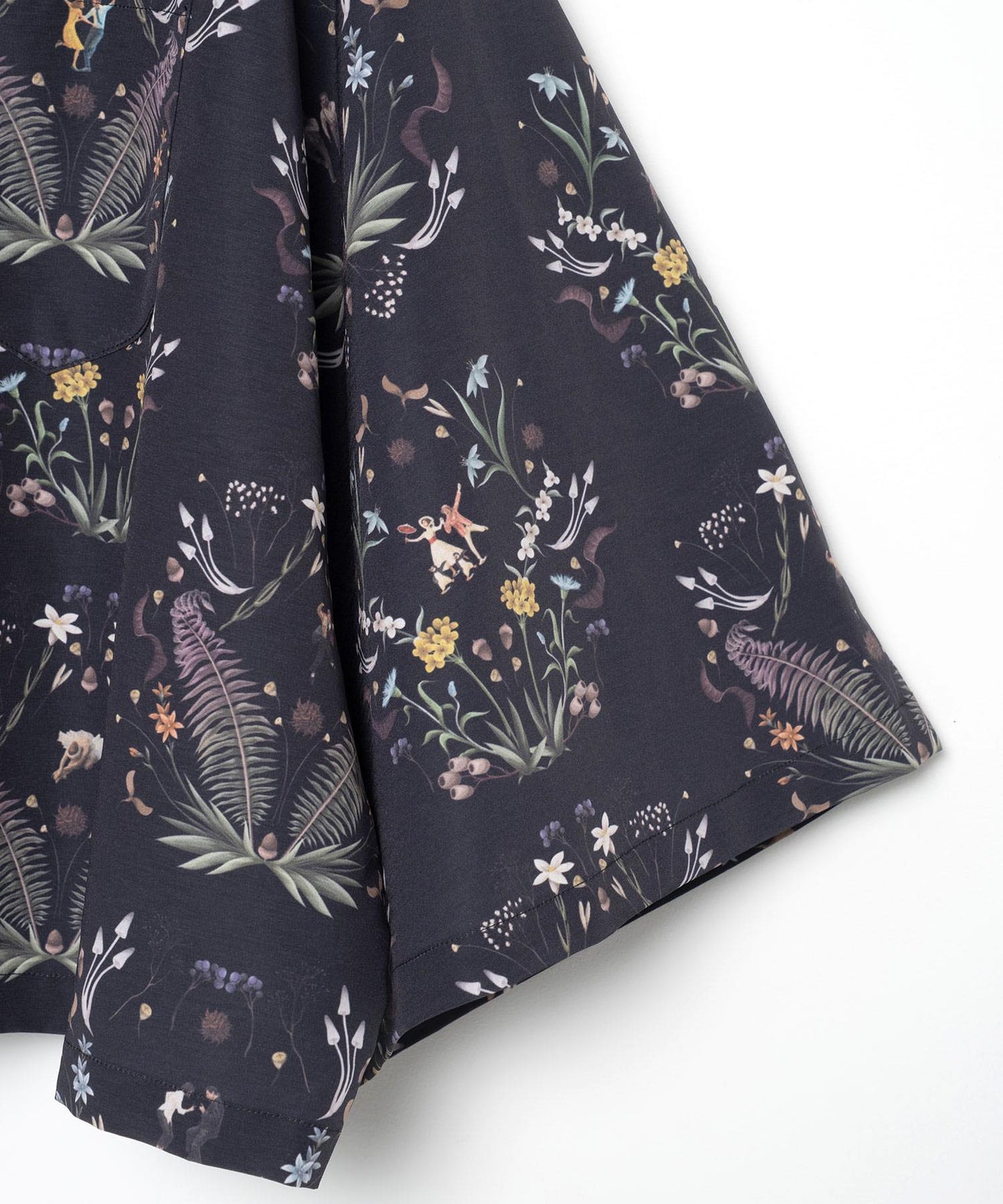 BEDSIDEDRAMA / Dance In The Garden Cape Shirt - BLACK