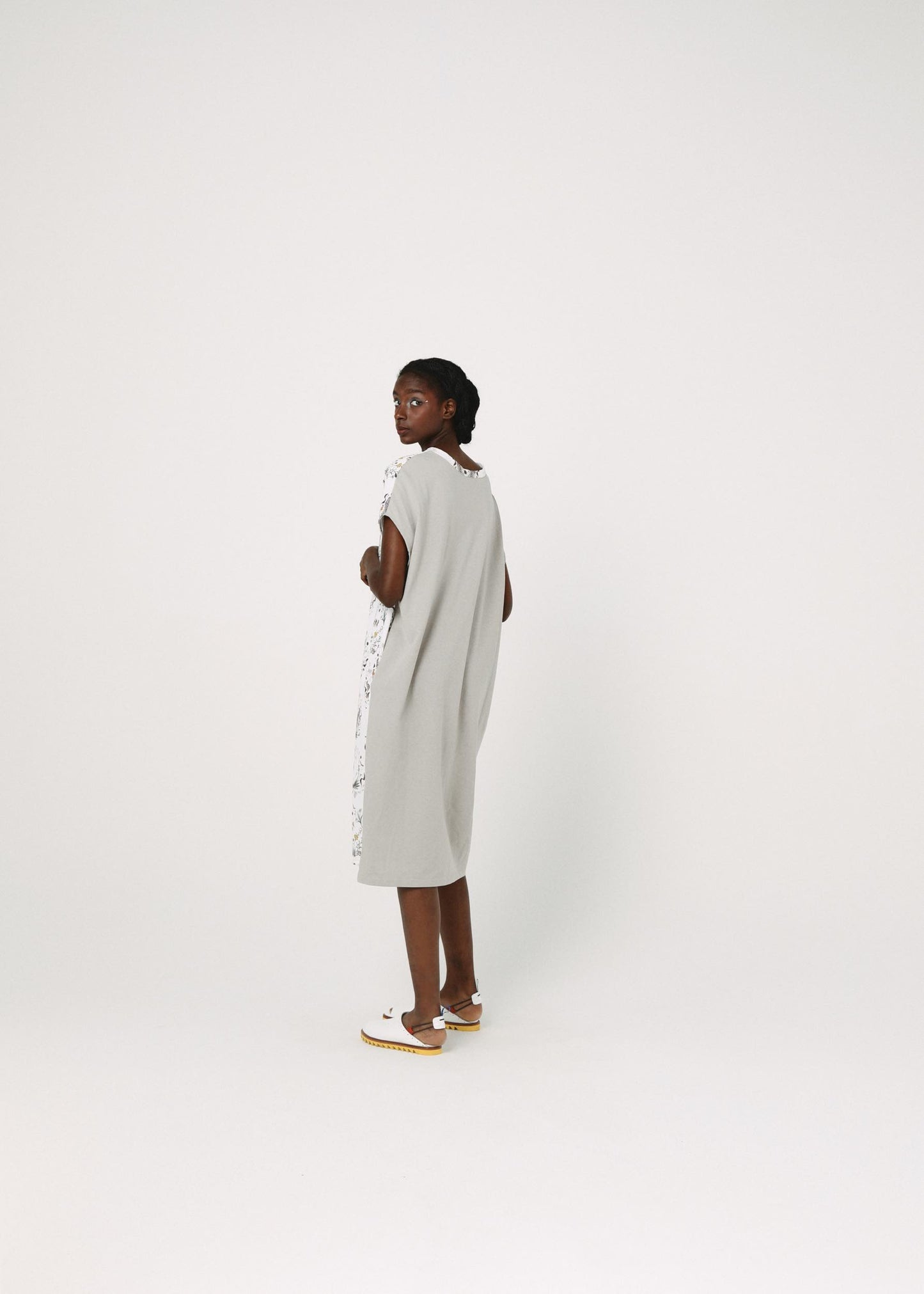 BEDSIDEDRAMA / Dance In The Garden One-piece - NATURAL