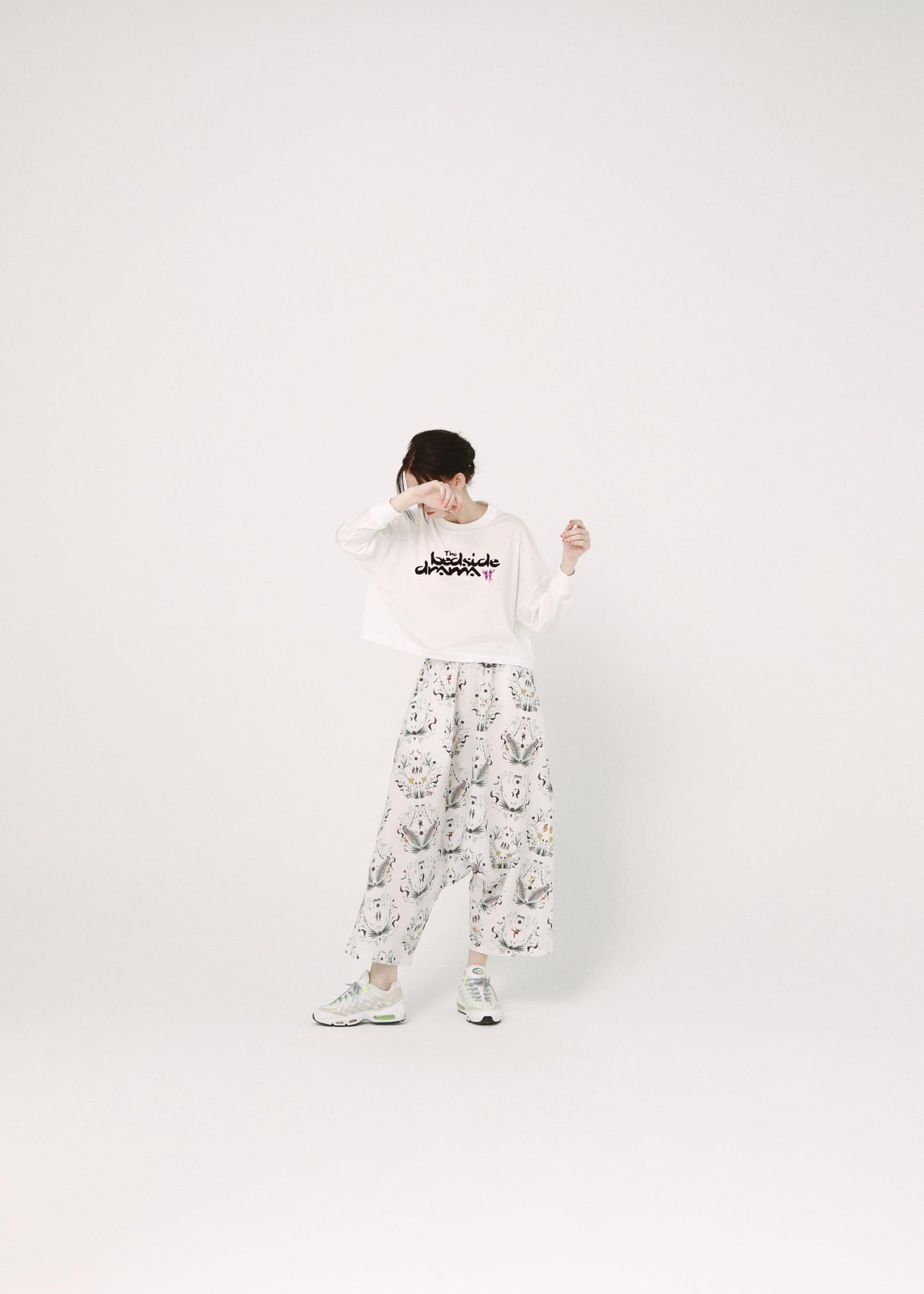 BEDSIDEDRAMA / BEDSIDE SISTERS Wide L/S Tee - WHITE