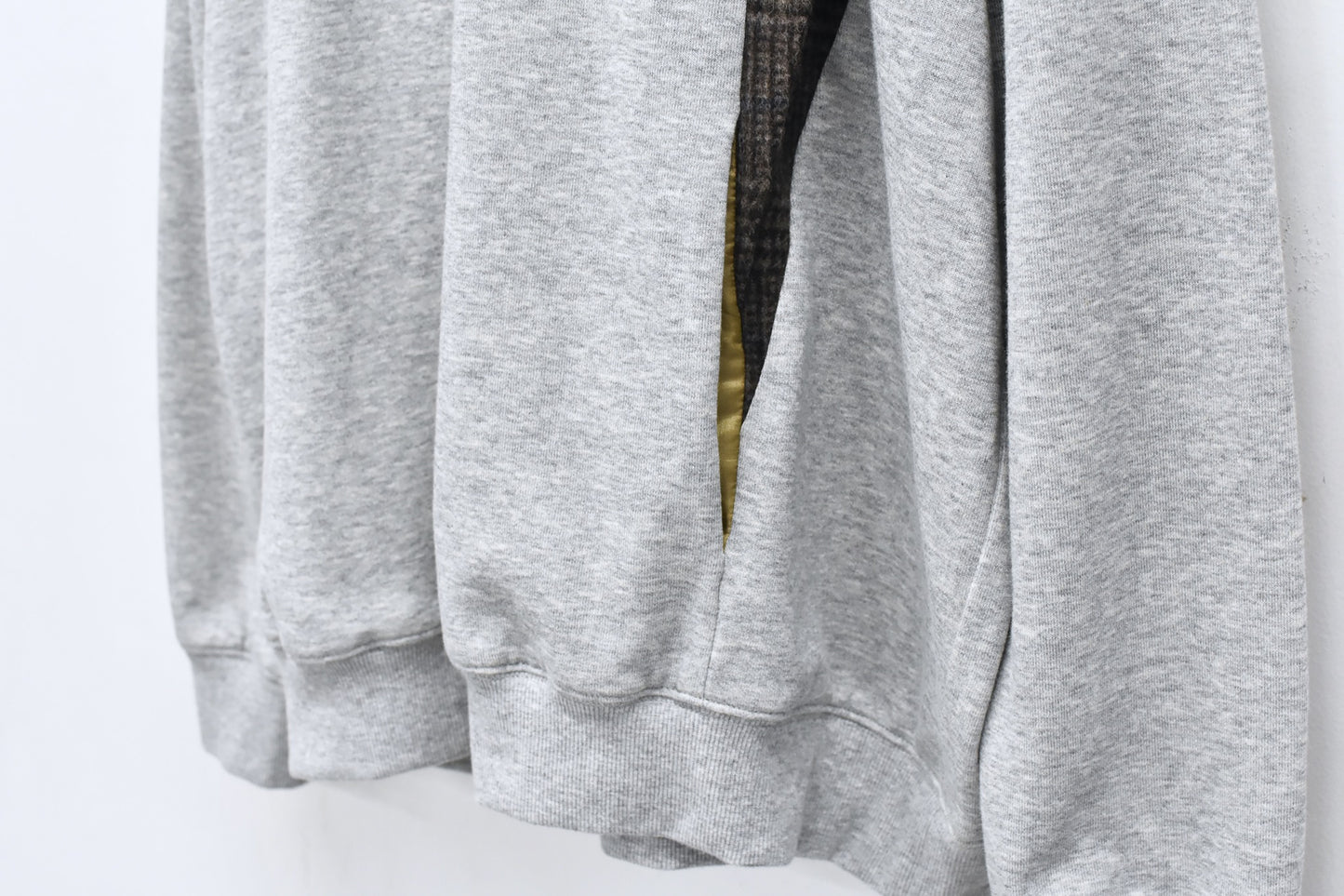 STOF / 先行予約 SLASH CLASIC HOODIE - GREY
