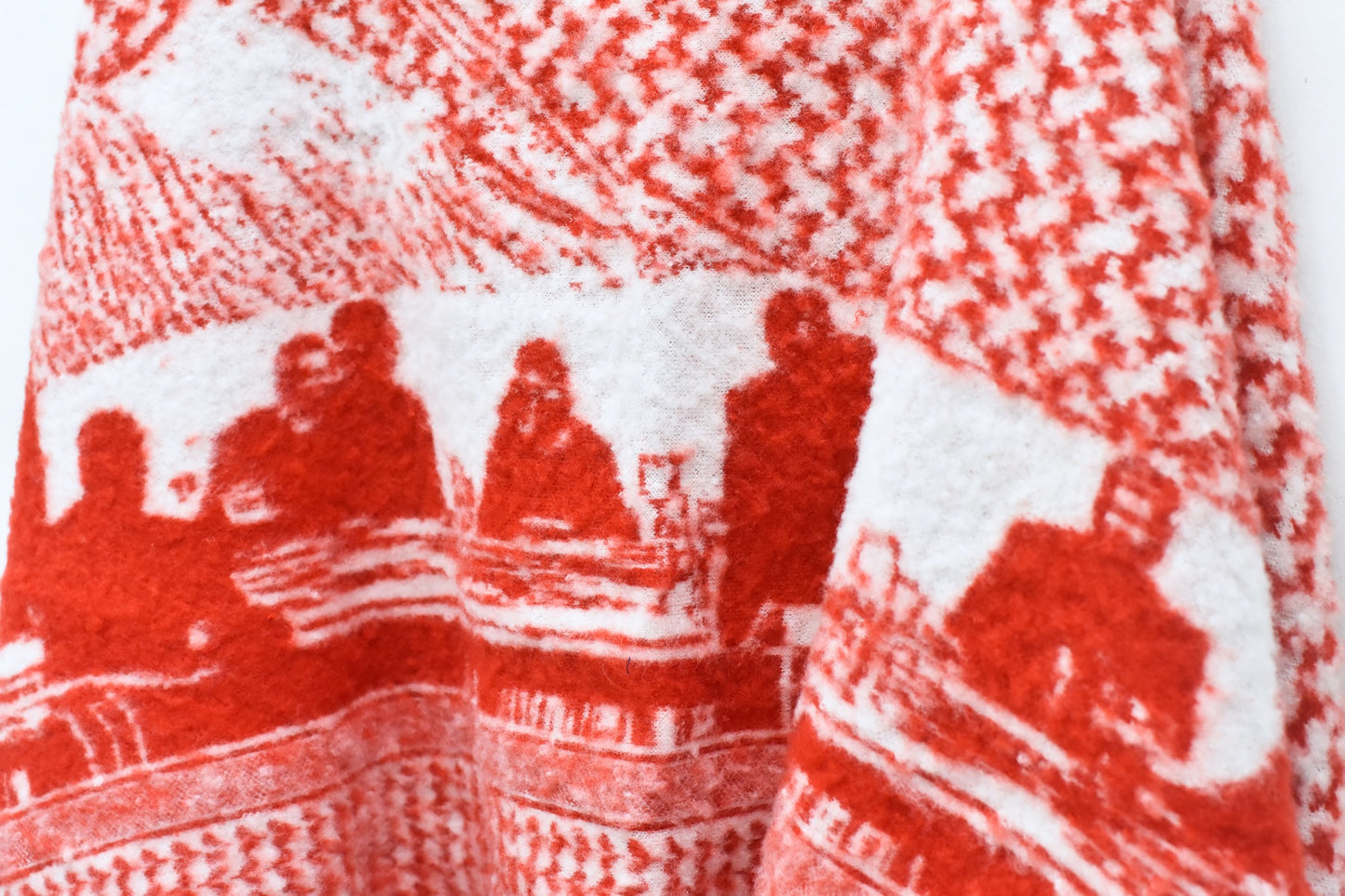 STOF / 先行予約 STAR SCHMUG STOLE - RED