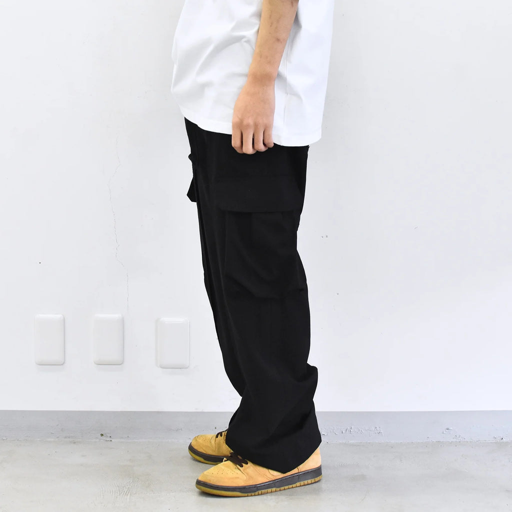 THE JEAN PIERRE / Reconstruction Silver Cargo Trouser - BLACK