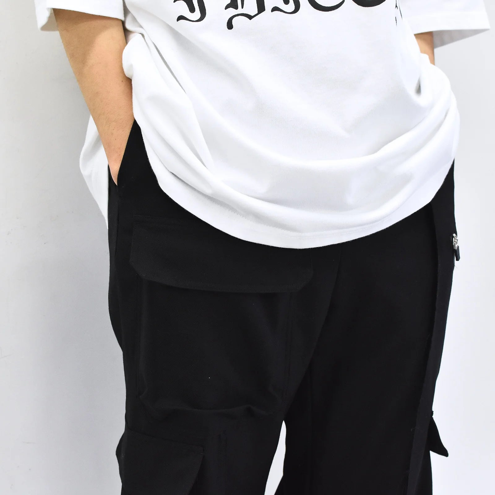 THE JEAN PIERRE / Reconstruction Silver Cargo Trouser - BLACK