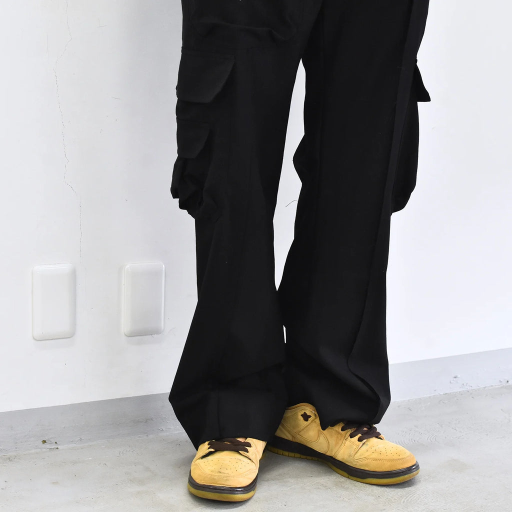 THE JEAN PIERRE / Reconstruction Silver Cargo Trouser - BLACK