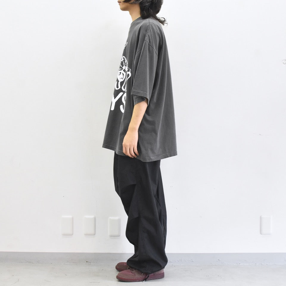BODYSONG. / TEE/PHOTOCHROMIC/DARKD - BLACK