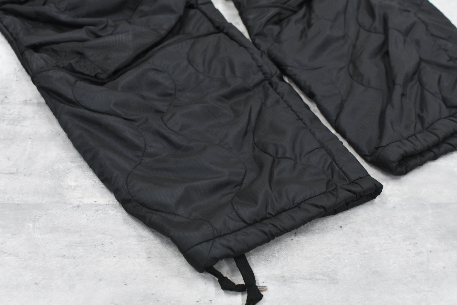 elephant TRIBAL fabrics / Cut Off Quilting Cargo Pants - BLACK