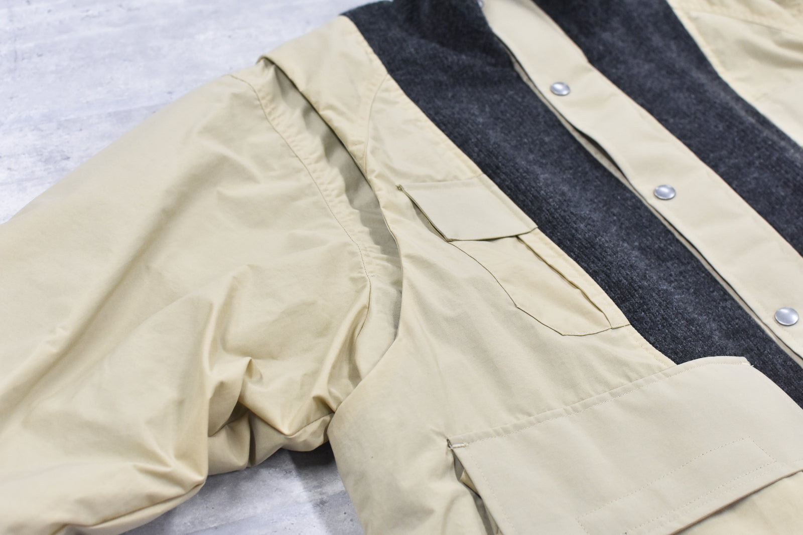 elephant TRIBAL fabrics / Hybrid Mountain JKT - BEIGE