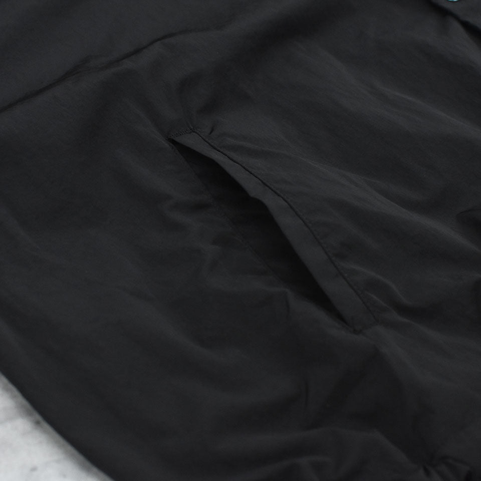 THE JEAN PIERRE / 11XL Coach Jacket - BLACK