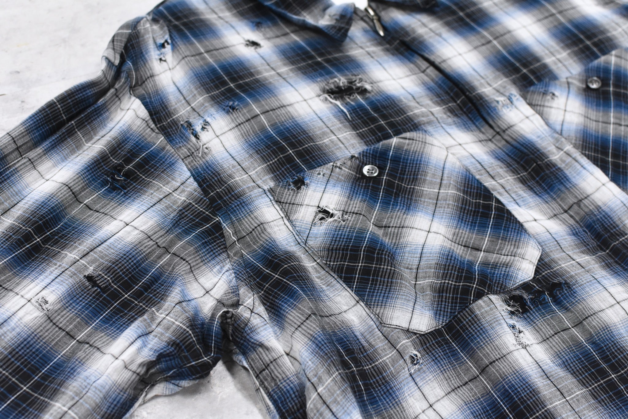 THE JEAN PIERRE / Grunge Destroy Kurt Shirt - BLUE