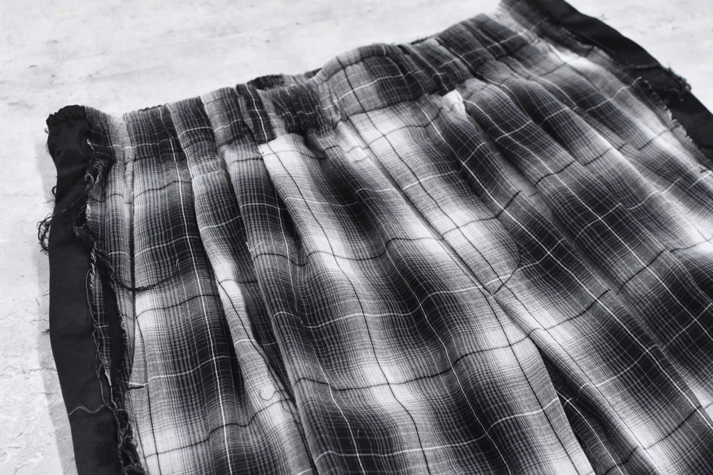 THE JEAN PIERRE / 3Tuck Easy Plaid Trouser - BLACK