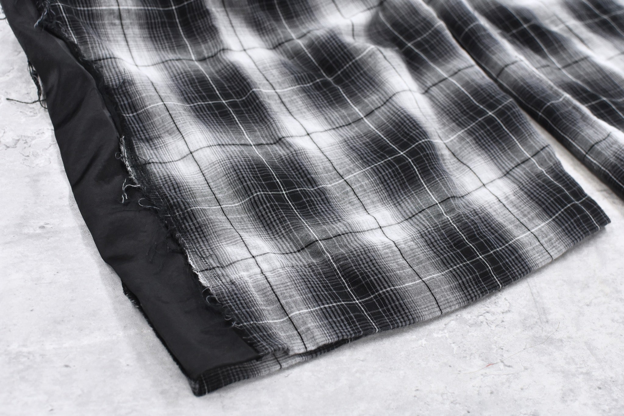 THE JEAN PIERRE / 3Tuck Easy Plaid Trouser - BLACK