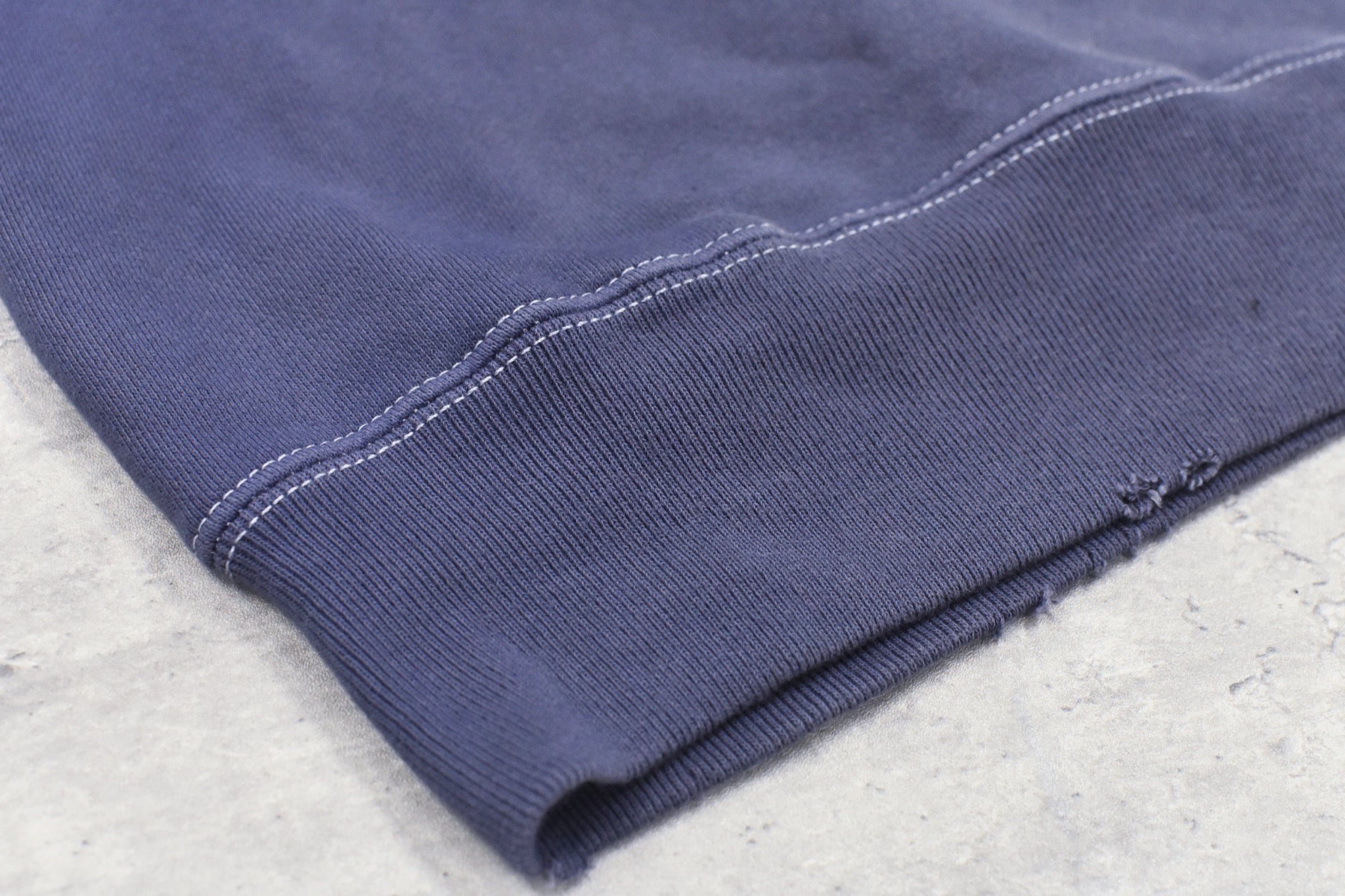 THE JEAN PIERRE / Pigment Grunge Destroy Sweat Shirt - FADE NAVY