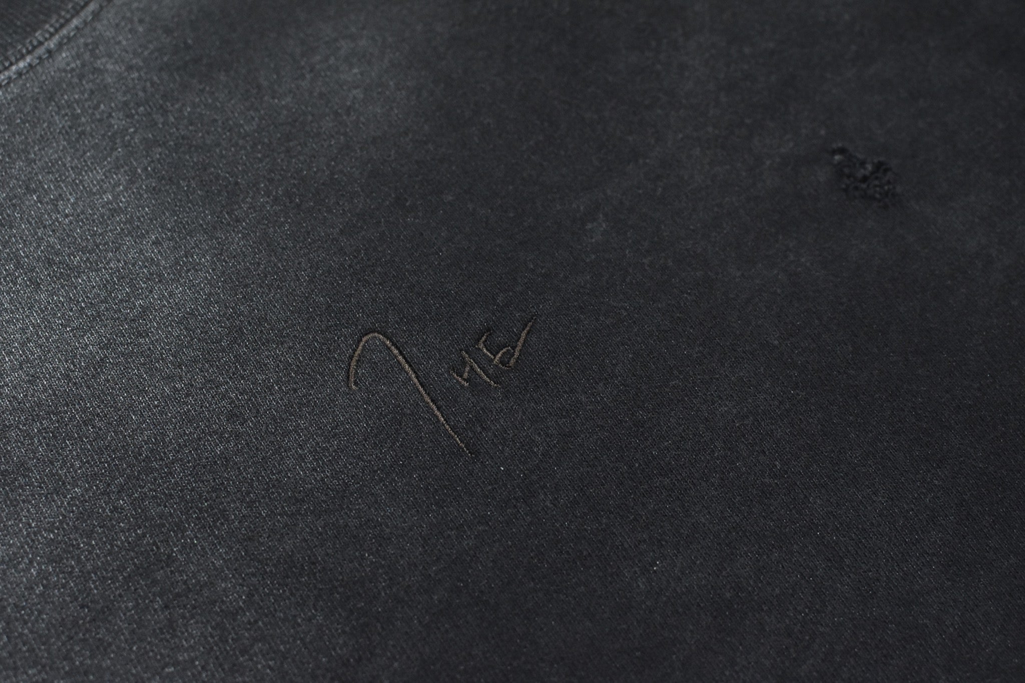 THE JEAN PIERRE / Pigment Grunge Destroy Sweat Shirt - FADE BLK
