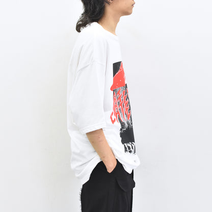 FUMEI / LATE DINNER S/S T-SHIRT - WHITE