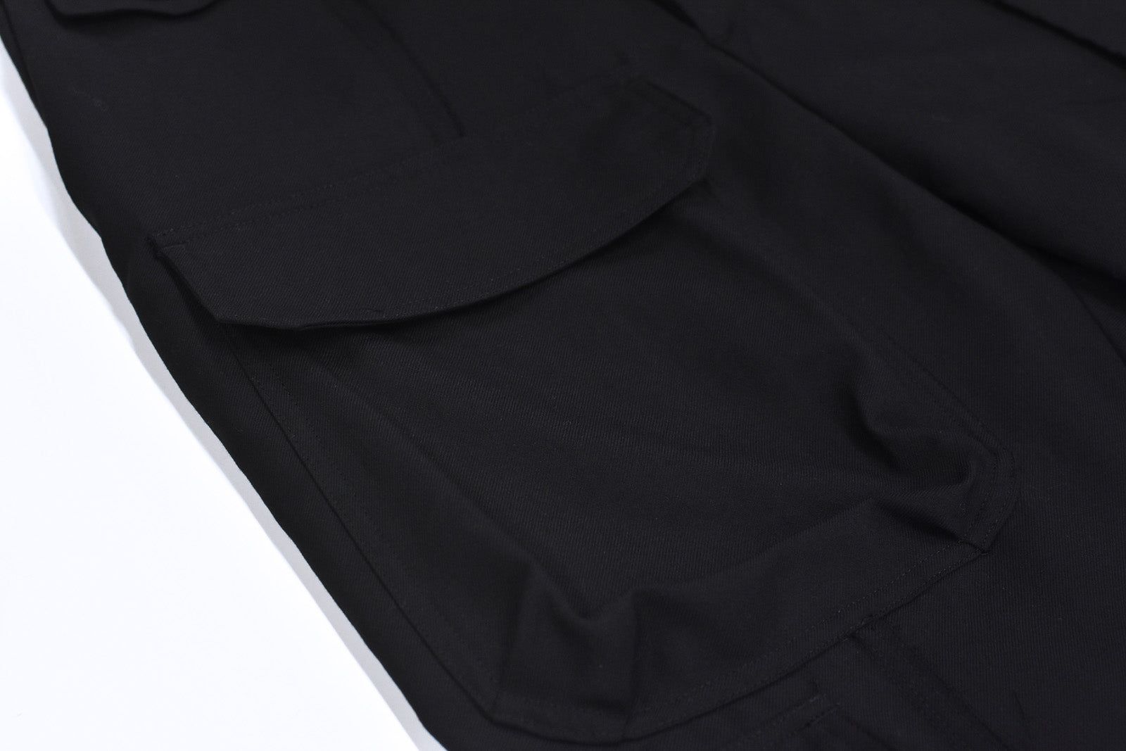 THE JEAN PIERRE / Reconstruction Silver Cargo Trouser - BLACK