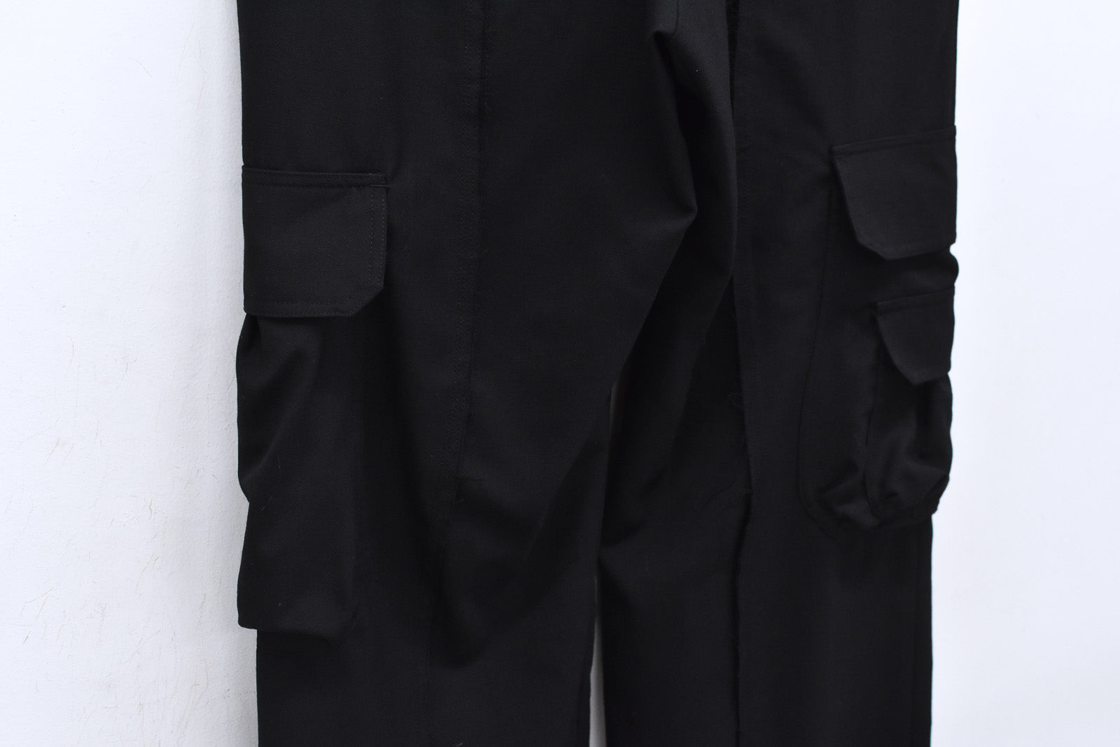 THE JEAN PIERRE / Reconstruction Silver Cargo Trouser - BLACK