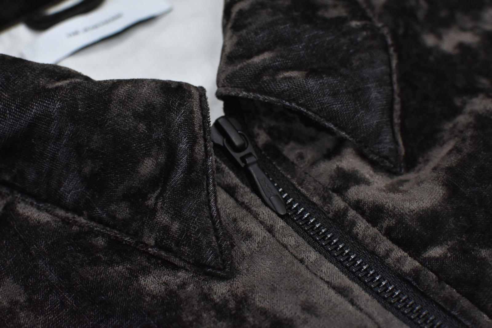 THE JEAN PIERRE / Chambray Velvet Zip Safari Shirt - FADE BLACK