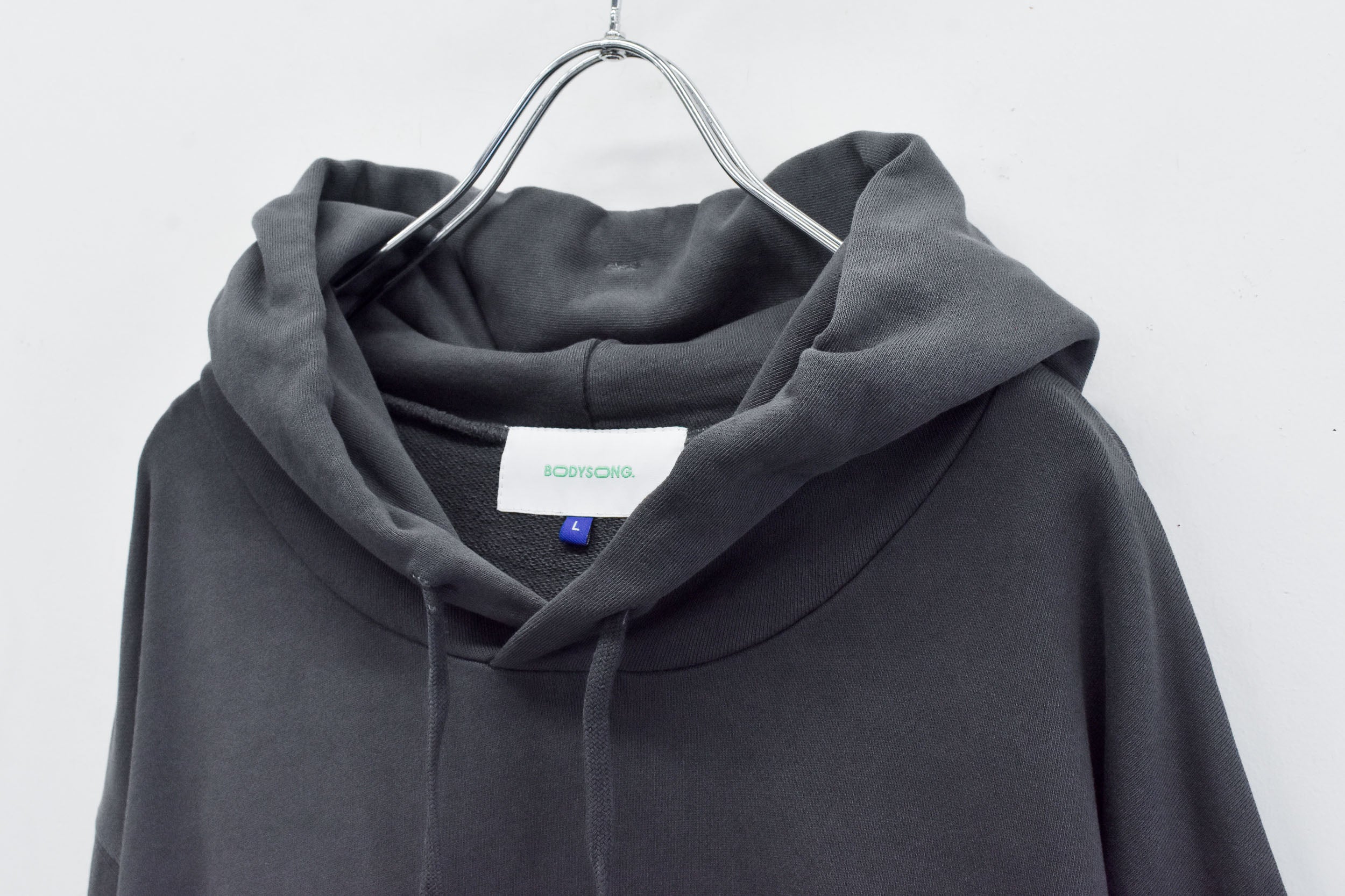 BODYSONG. / HOOD/FOIL/ATOZ - GREY