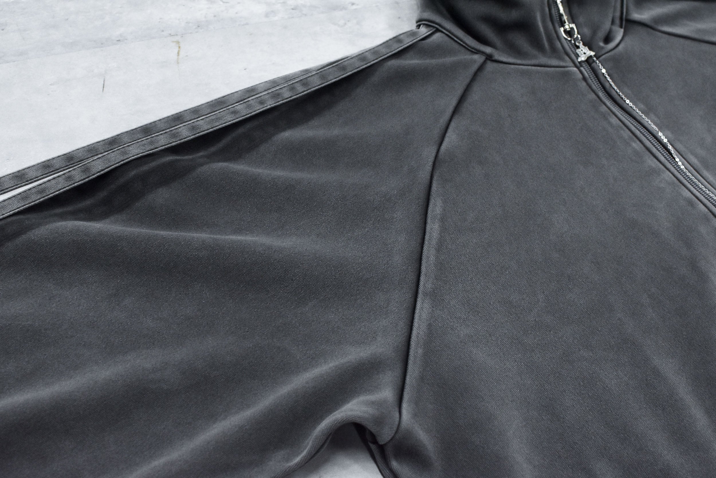 BODYSONG. / PIGMENT TRACKJ F25 - GREY