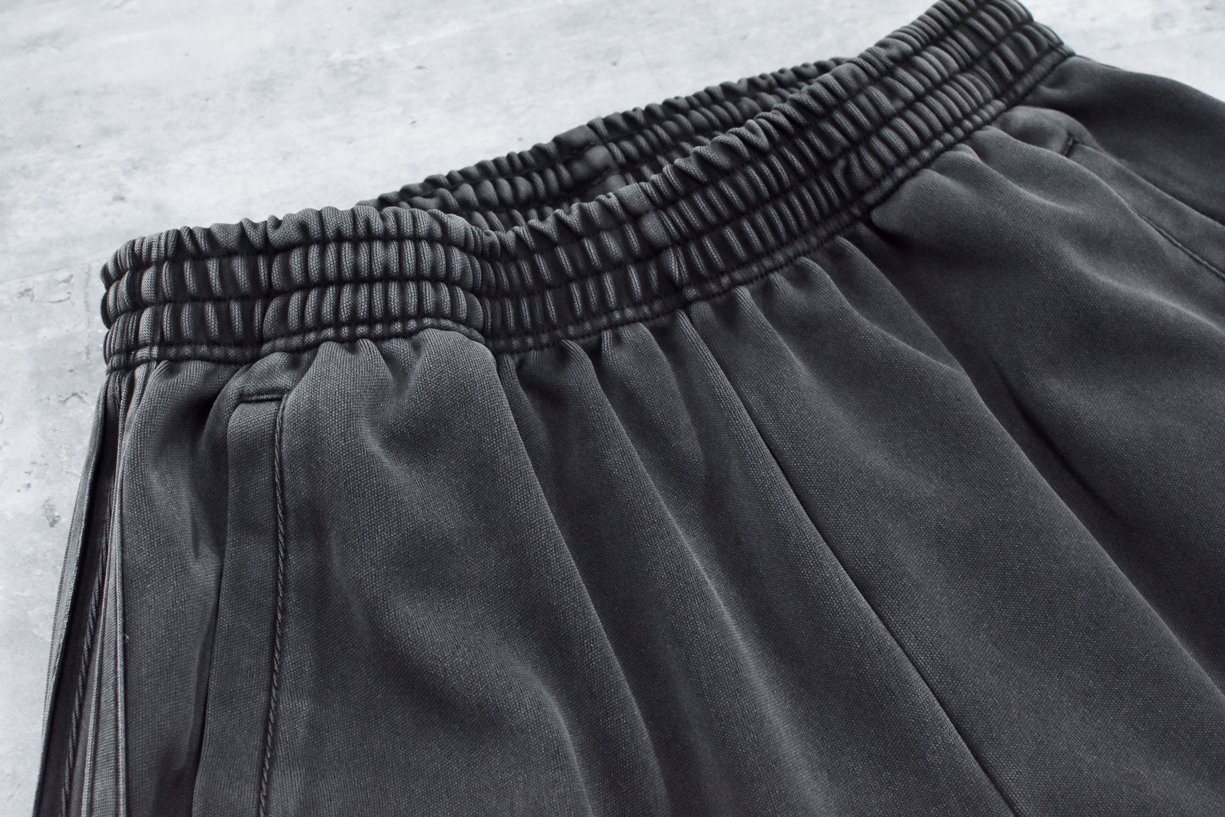 BODYSONG. / PIGMENT TRACKP F25 - GREY