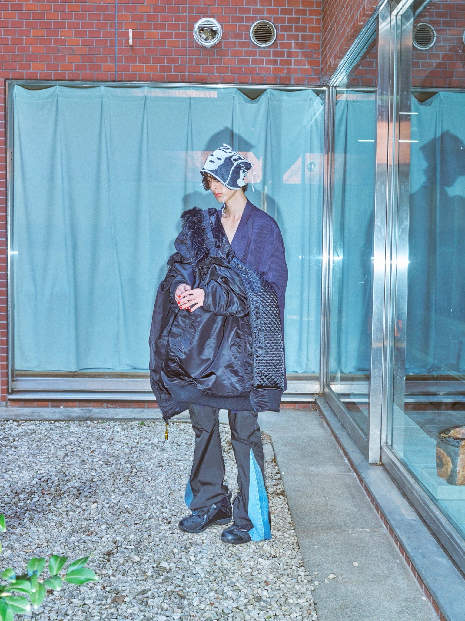 BODYSONG. / RECONSTRUCTED BK FLARE PT - BLACK