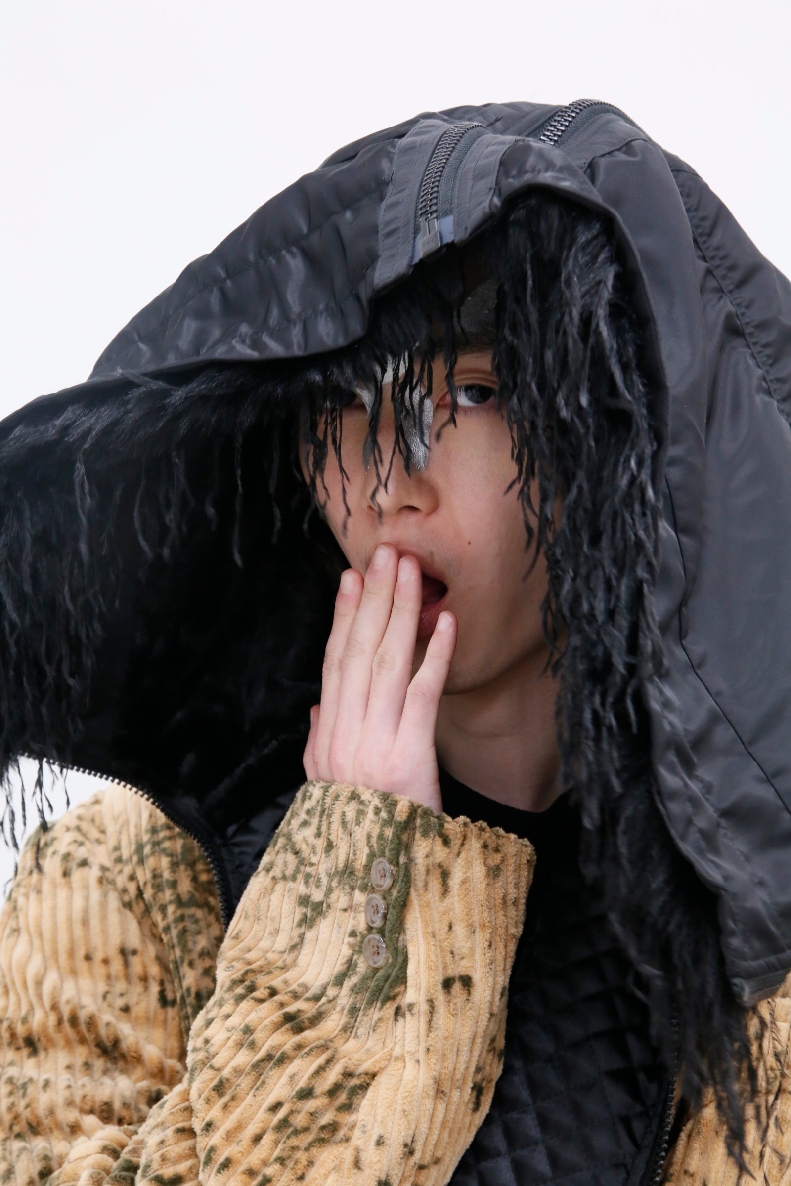 BODYSONG. / ROUND SILHOUETTE N2B - BLACK