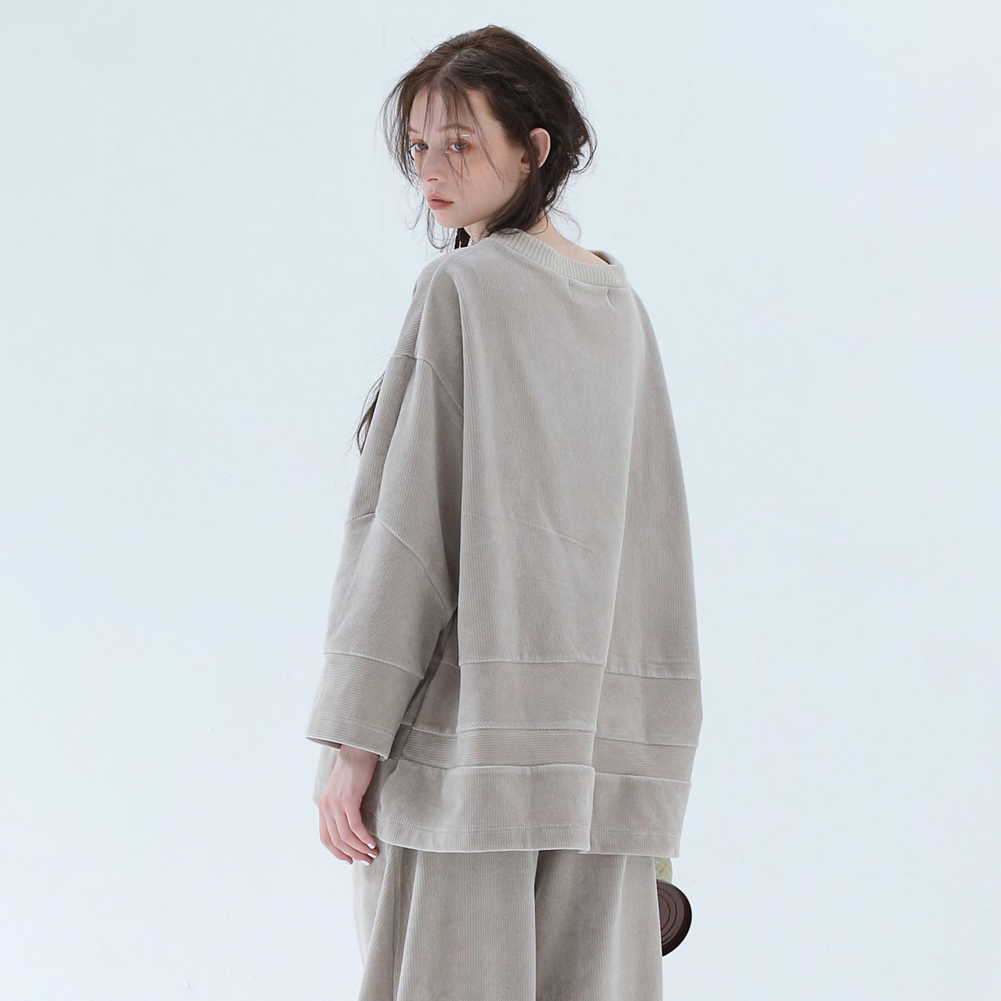 BEDSIDEDRAMA / 先行予約  Pattern Switch Pullover - BEIGE