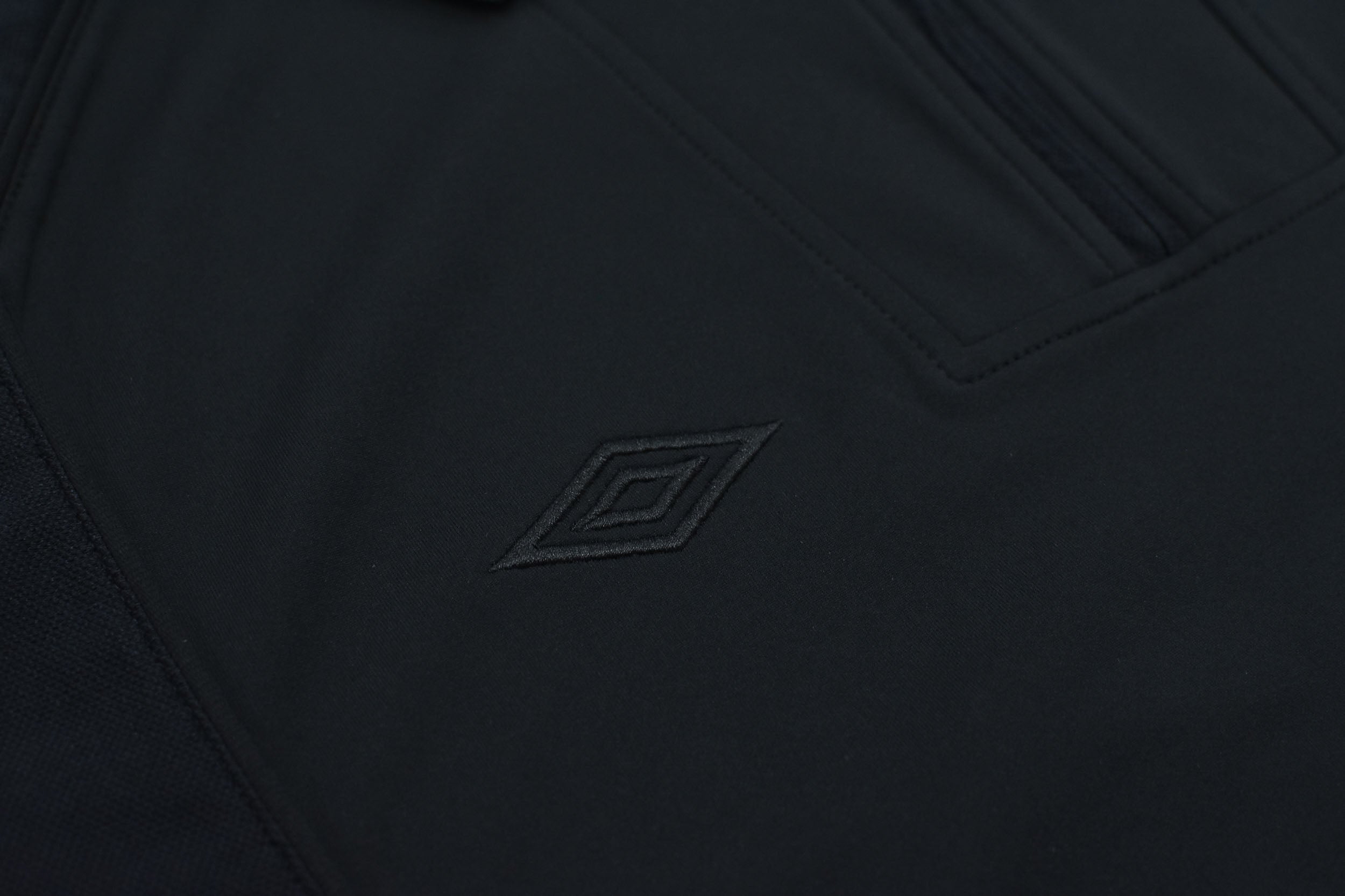 THE JEAN PIERRE / 90's Becks Uniform - BLACK