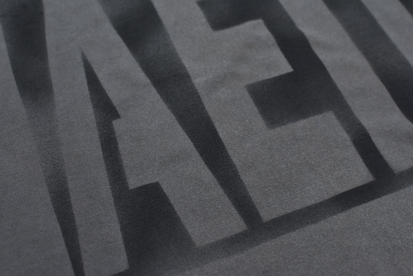 THE JEAN PIERRE / Pigmentdye AEIT Tee - DARK CHOCO