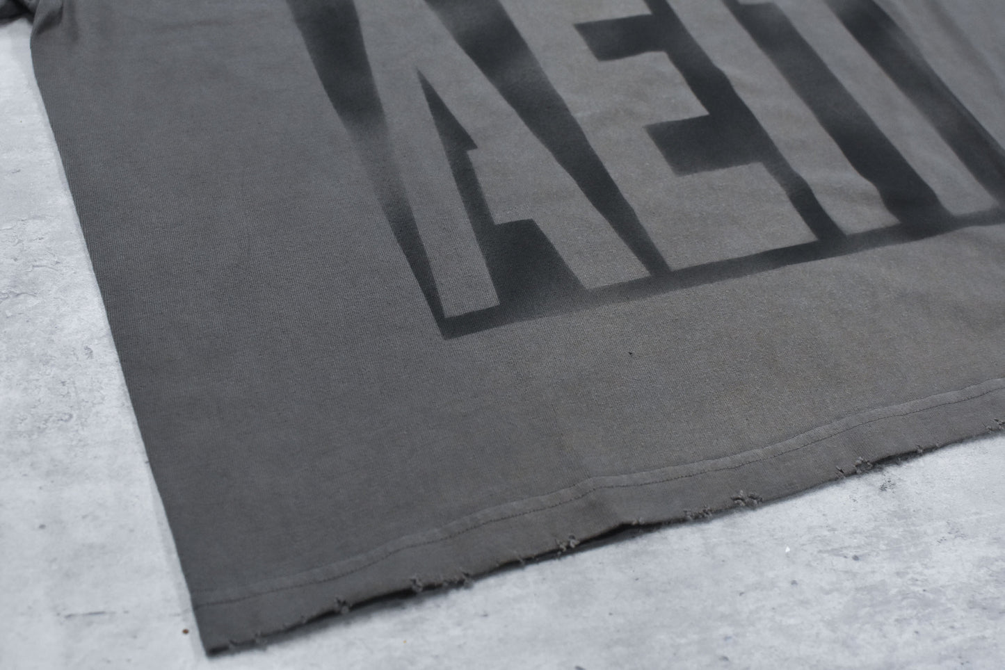 THE JEAN PIERRE / Pigmentdye AEIT Tee - DARK CHOCO