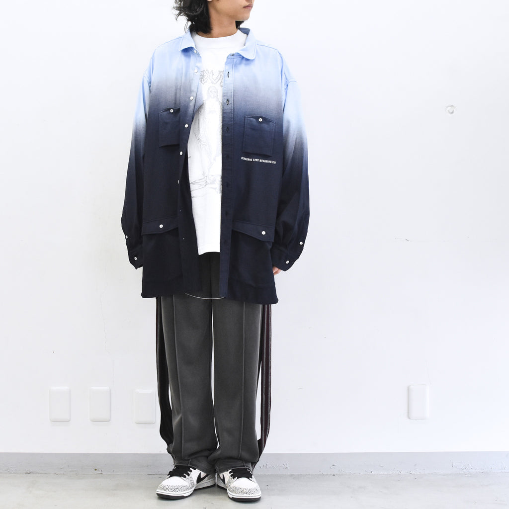 BODYSONG. / BEAUTIFUL GRADIENT DEFORMATION SHIRT - BLUE