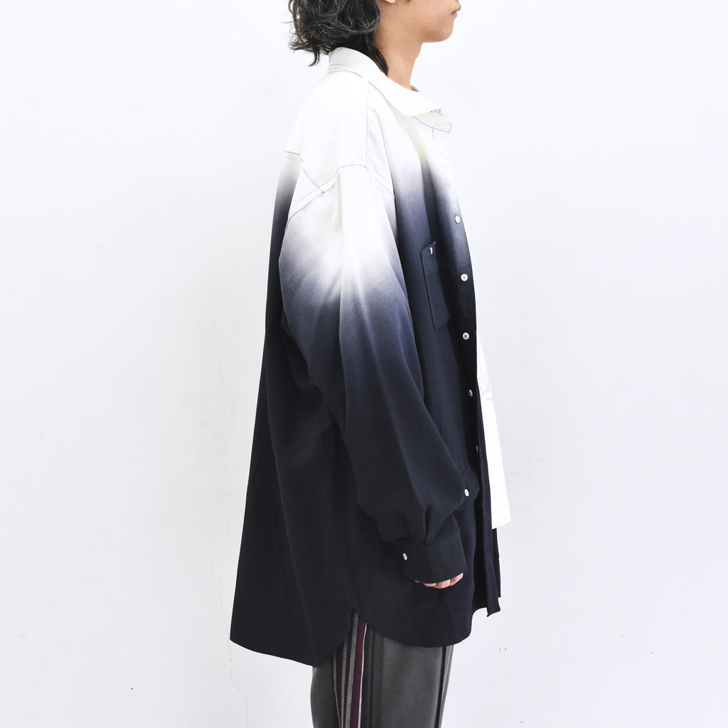 BODYSONG. / BEAUTIFUL GRADIENT DEFORMATION SHIRT - WHITE