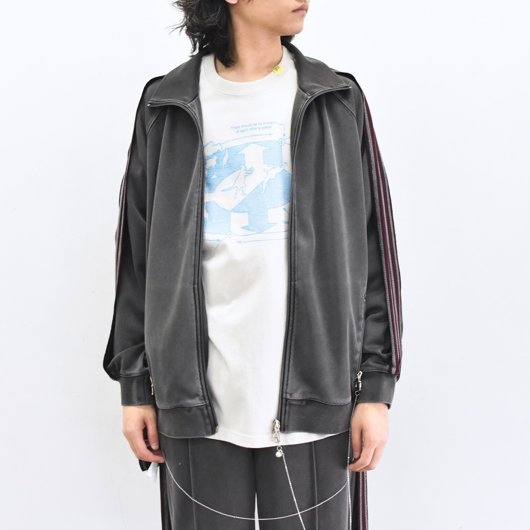 BODYSONG. / PIGMENT-DYED DISTRESSED TRACK JACKET - GREY