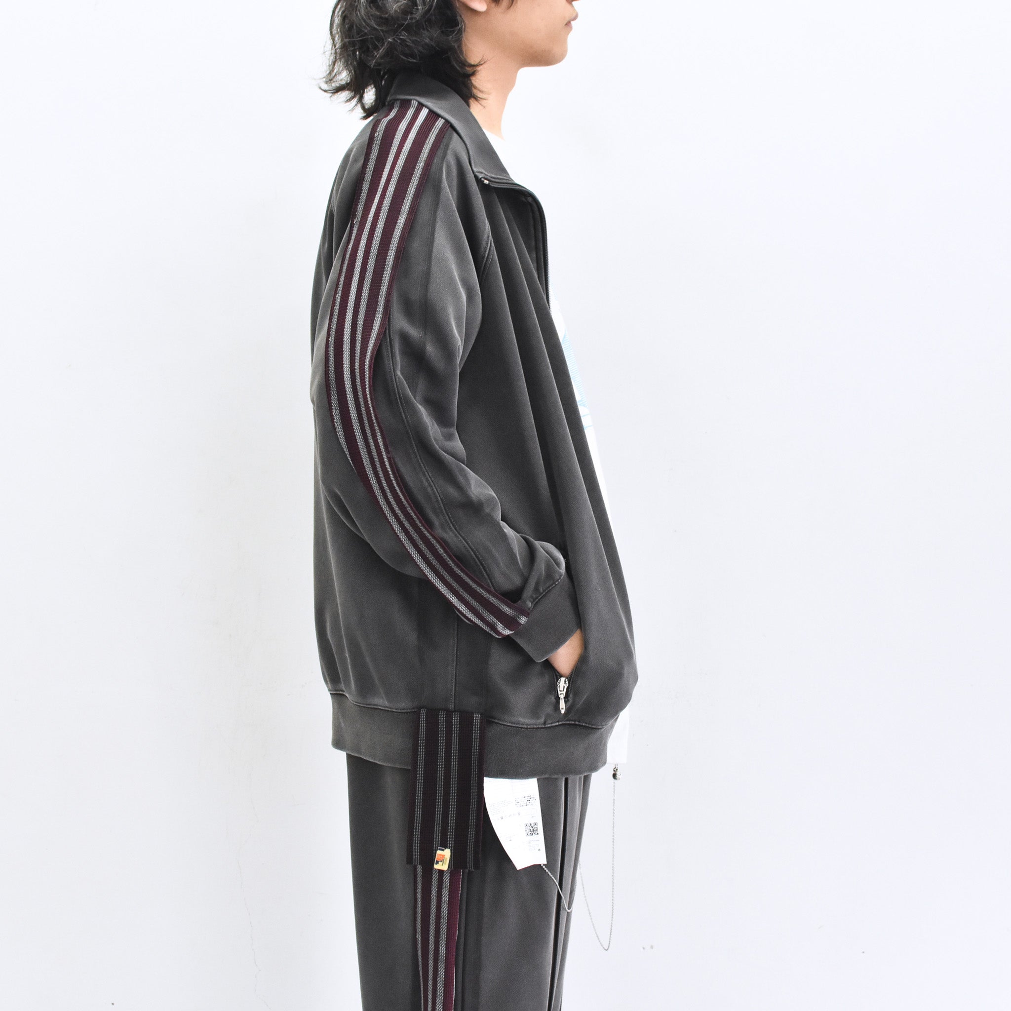 BODYSONG. / PIGMENT-DYED DISTRESSED TRACK JACKET - GREY