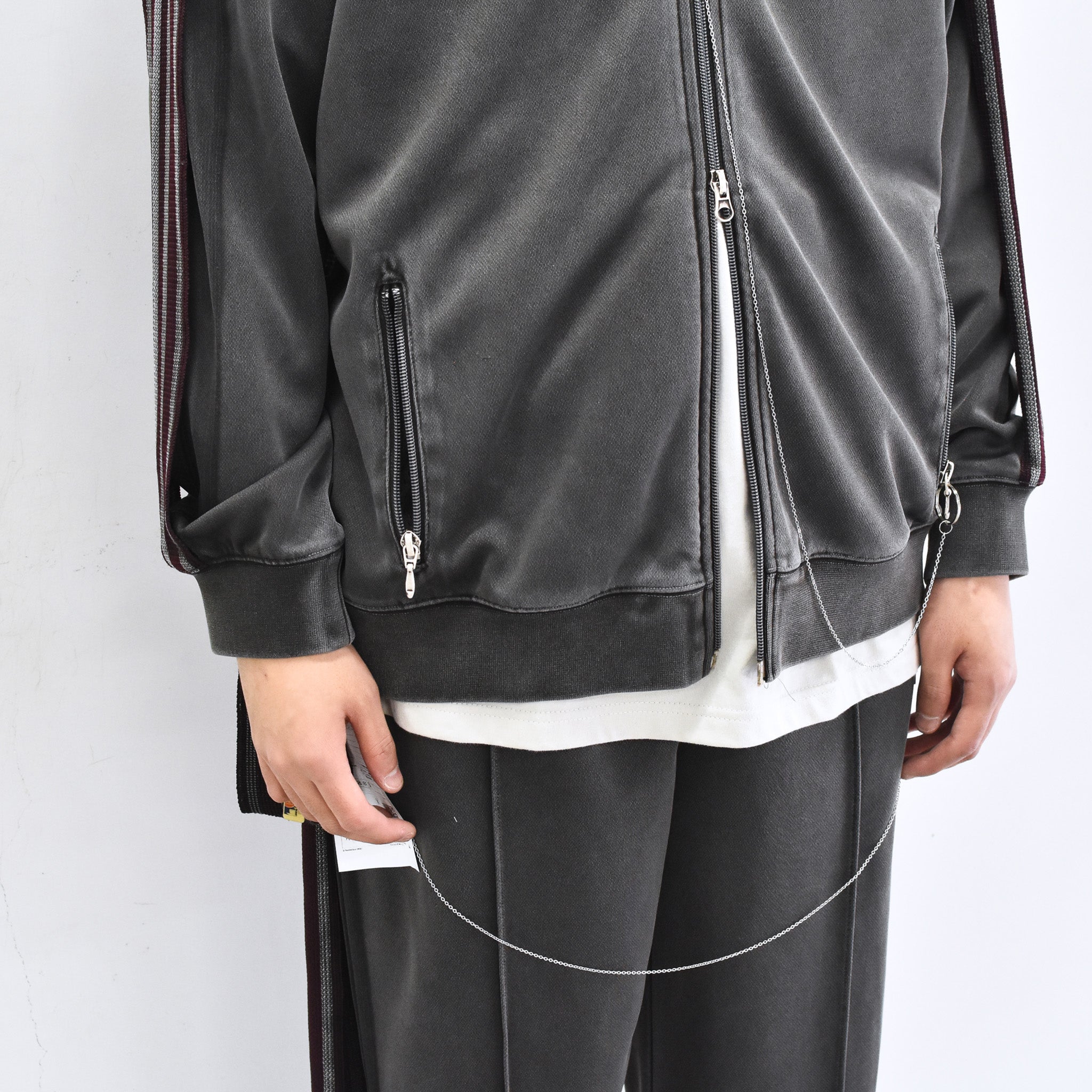 BODYSONG. / PIGMENT-DYED DISTRESSED TRACK JACKET - GREY