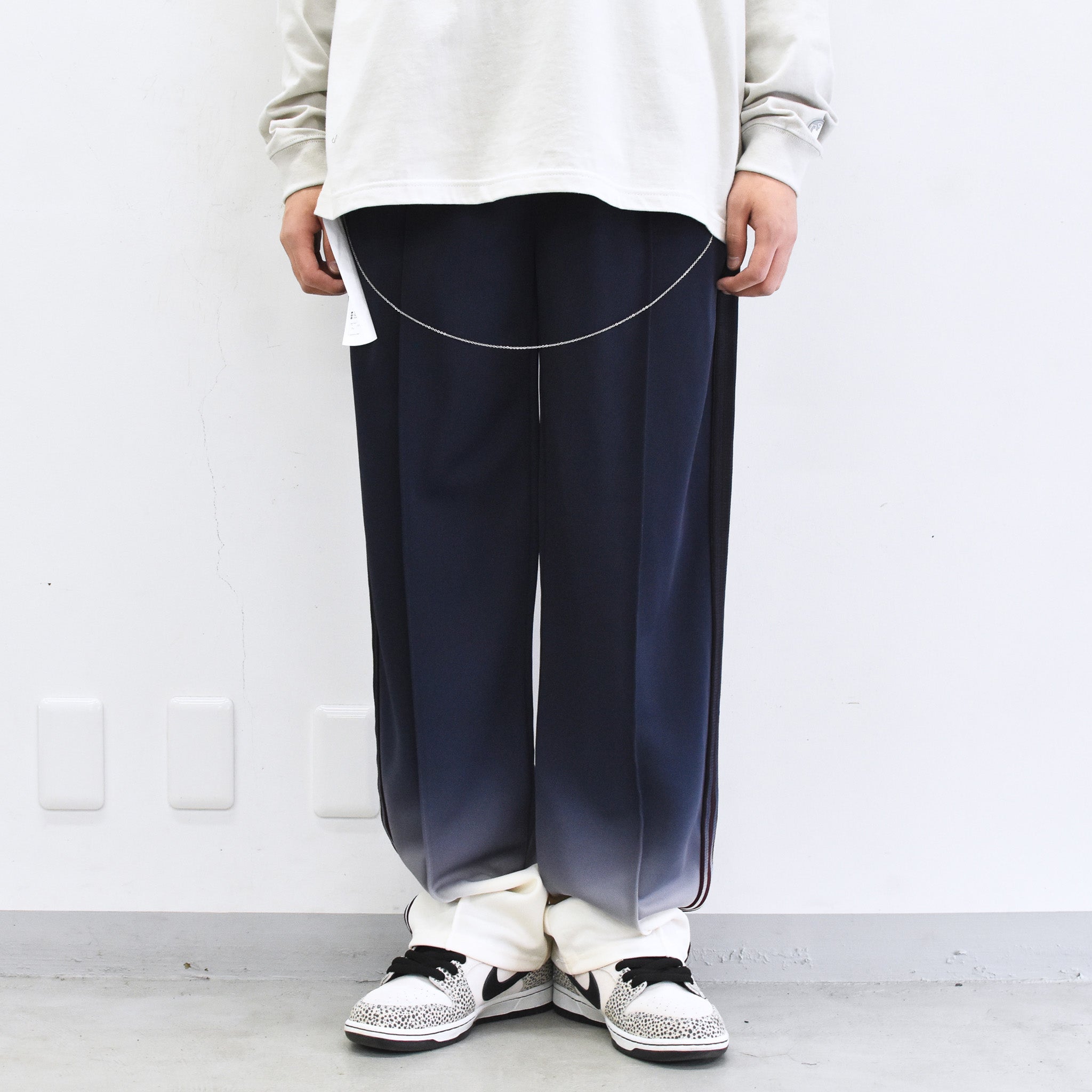 BODYSONG. / GRADIENT DYED TRACK TROUSERS 03 - WHITE